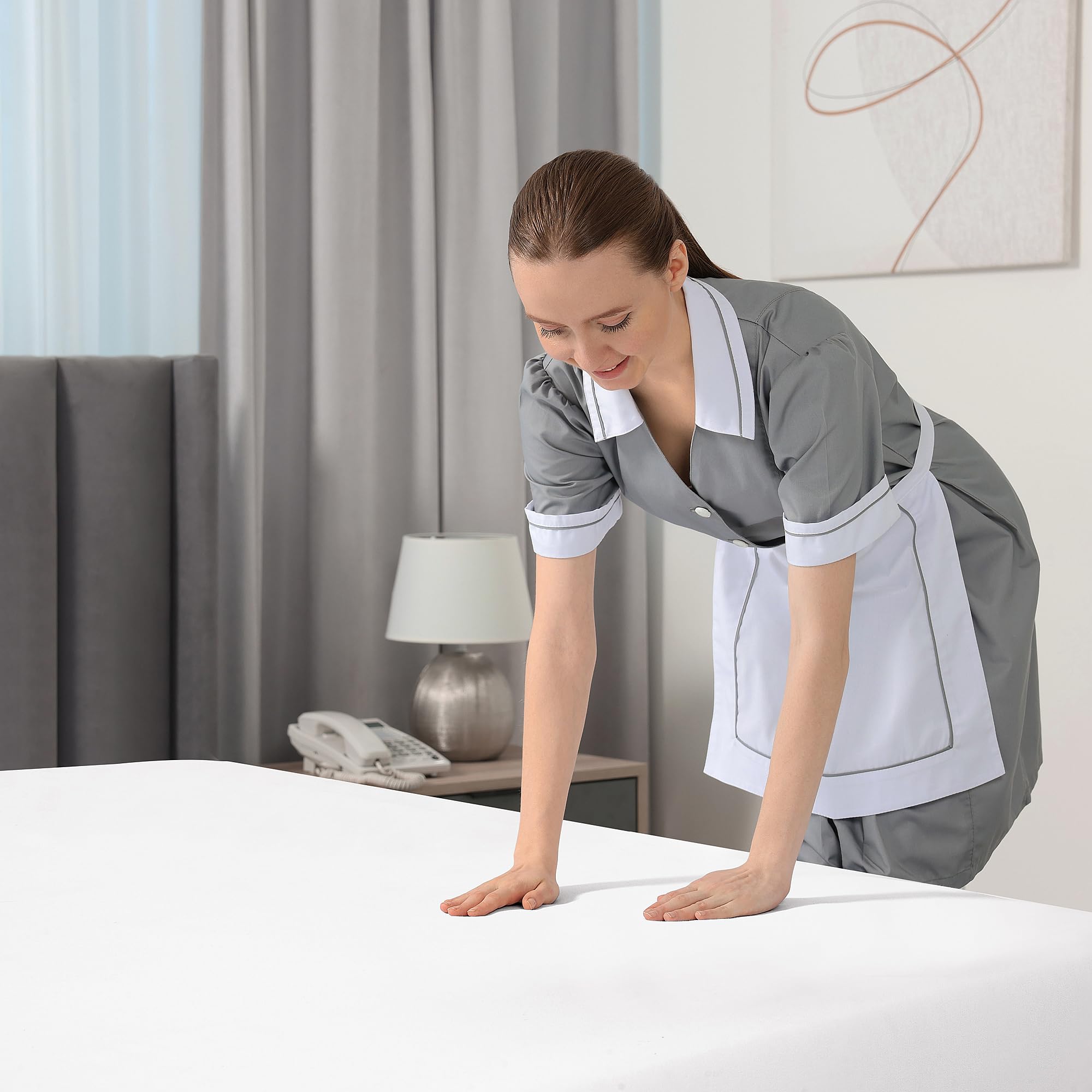 Royale Linens Queen Size Deep Pocket Fitted Sheet - 60x80 Inches White Elastic Bed Sheet for 18-24 Inch Mattress - Soft Breathable Cotton Blend - Perfect for Guest Rooms, Dorms & Luxury Hotels