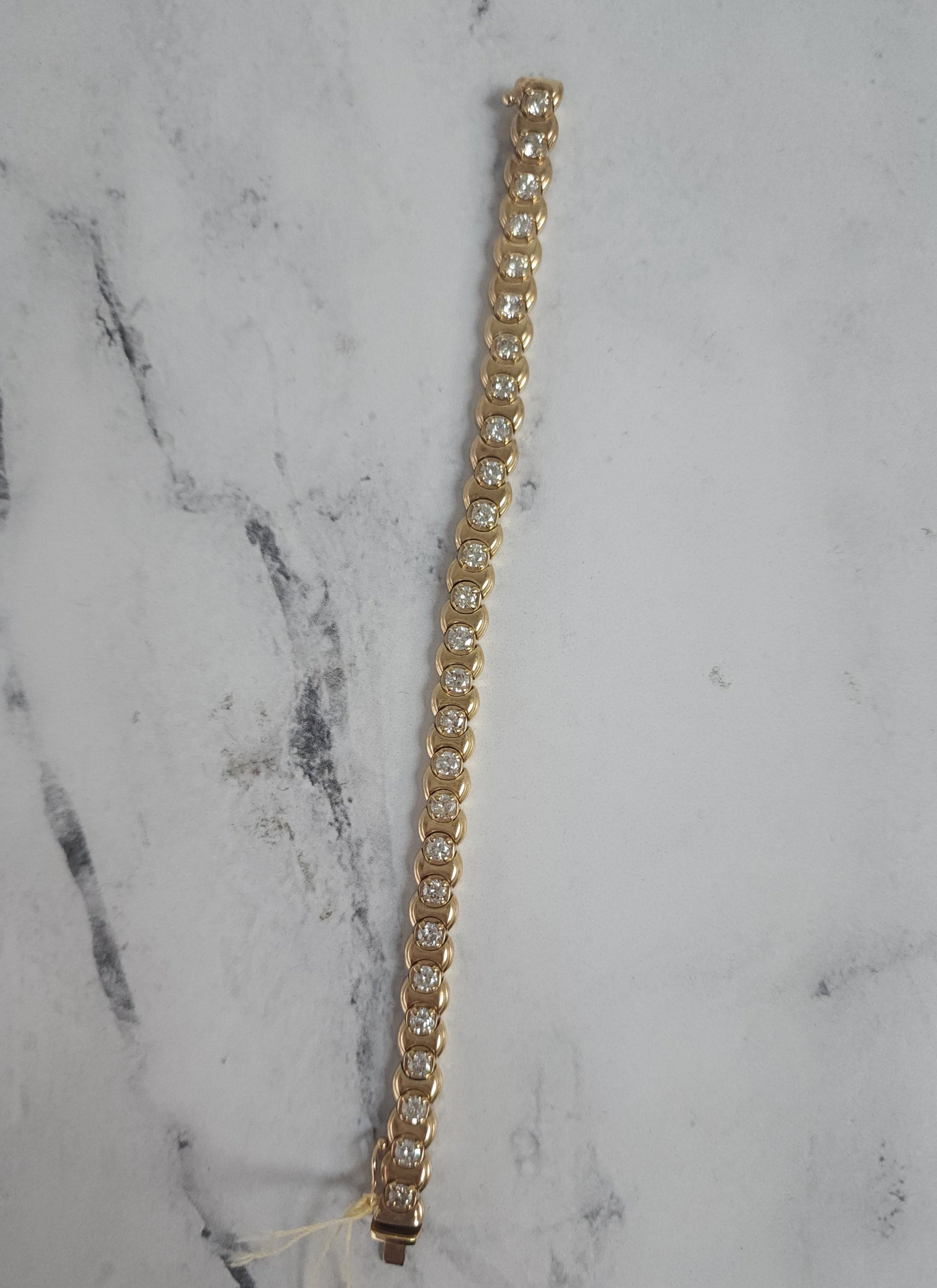5 Carat Diamond Tennis Bracelet in 14K Yellow Gold - Elegant Bezel Setting for Women's Formal Events & Special Occasions