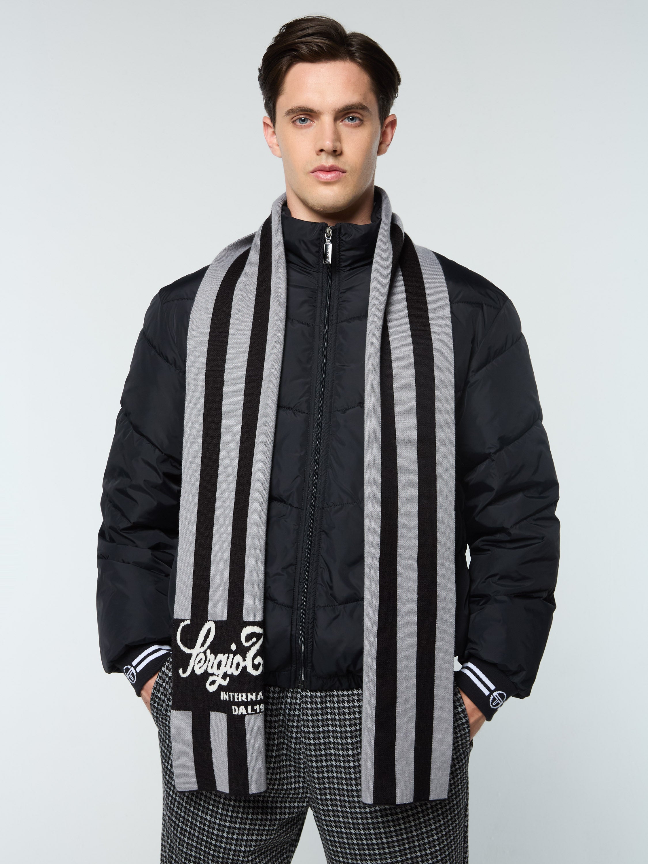 Gioco Jacquard Scarf - Black Beauty Luxury Woven Wrap for Women | Perfect for Winter Fashion, Office Elegance & Gift Giving