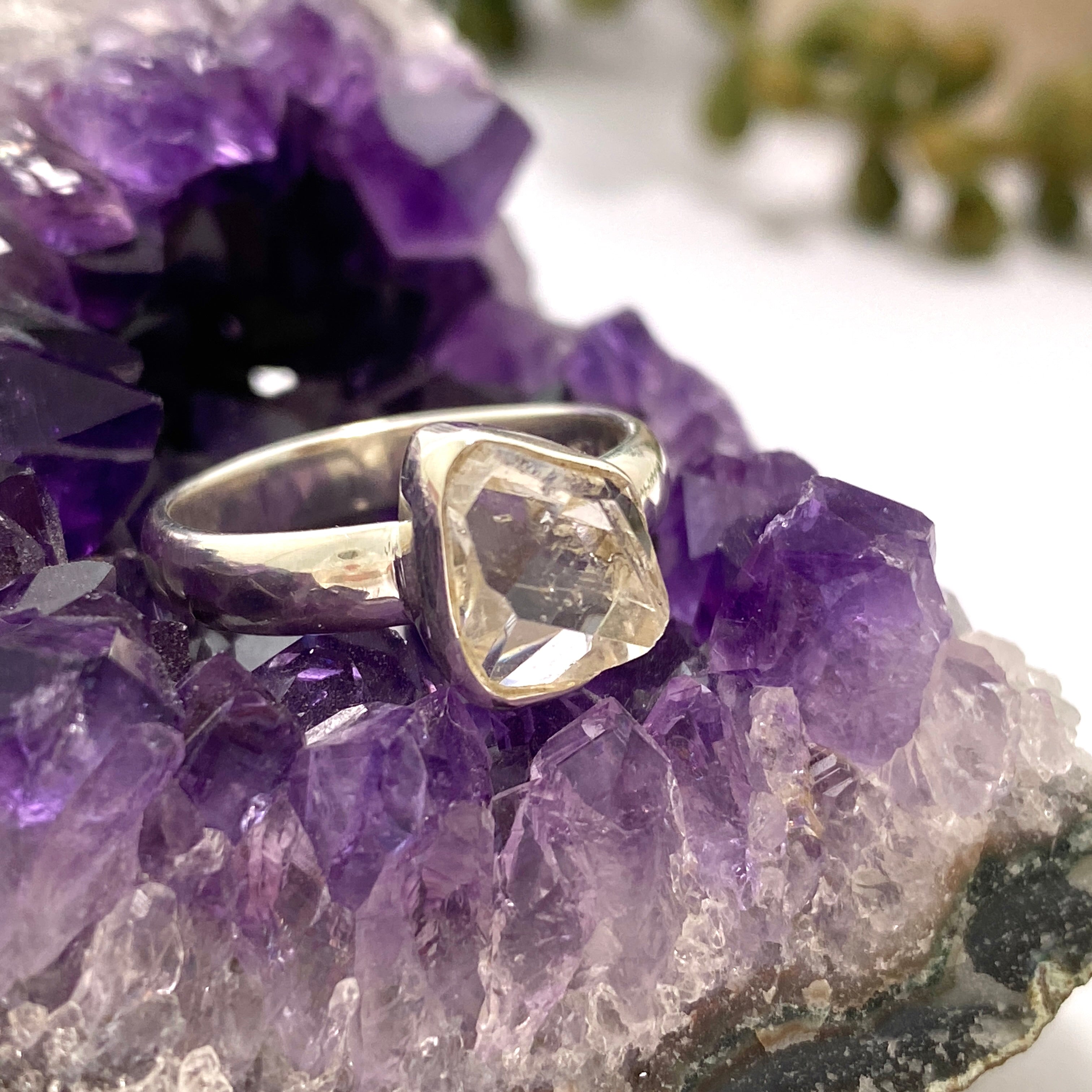 Natural Diamond Quartz Raw Stone Ring Size 7.5 PRGJ779 - Perfect for Boho Jewelry, Wedding Bands & Nature-Inspired Fashion