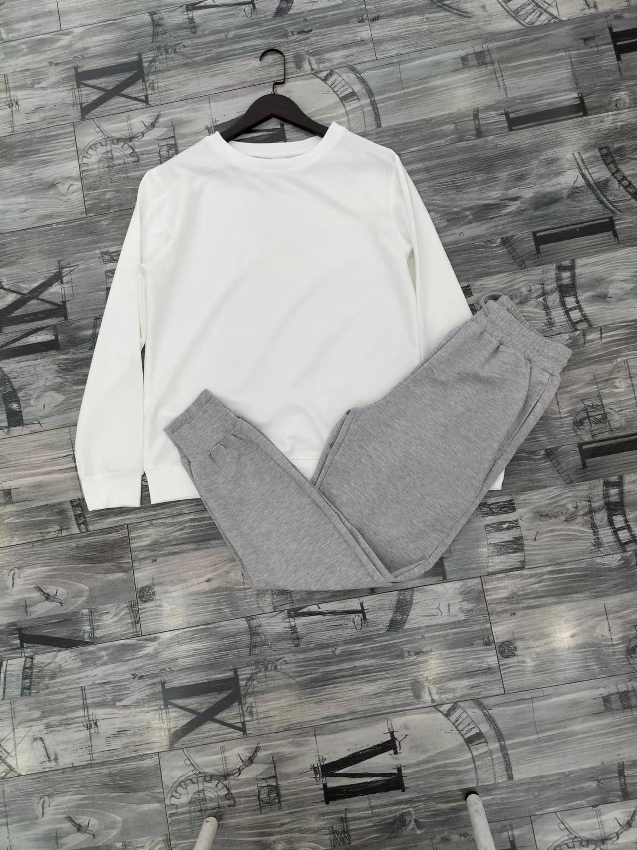 Men's Sports Casual Two-Piece Suit - Breathable & Comfortable Athletic Outfit for Gym, Running & Everyday Wear