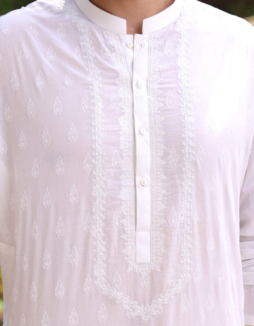 Premium Cotton White Kurta for Men - J. Junaid Jamshed - Comfortable & Stylish Traditional Pakistani Attire - Perfect for Eid, Weddings & Festive Occasions