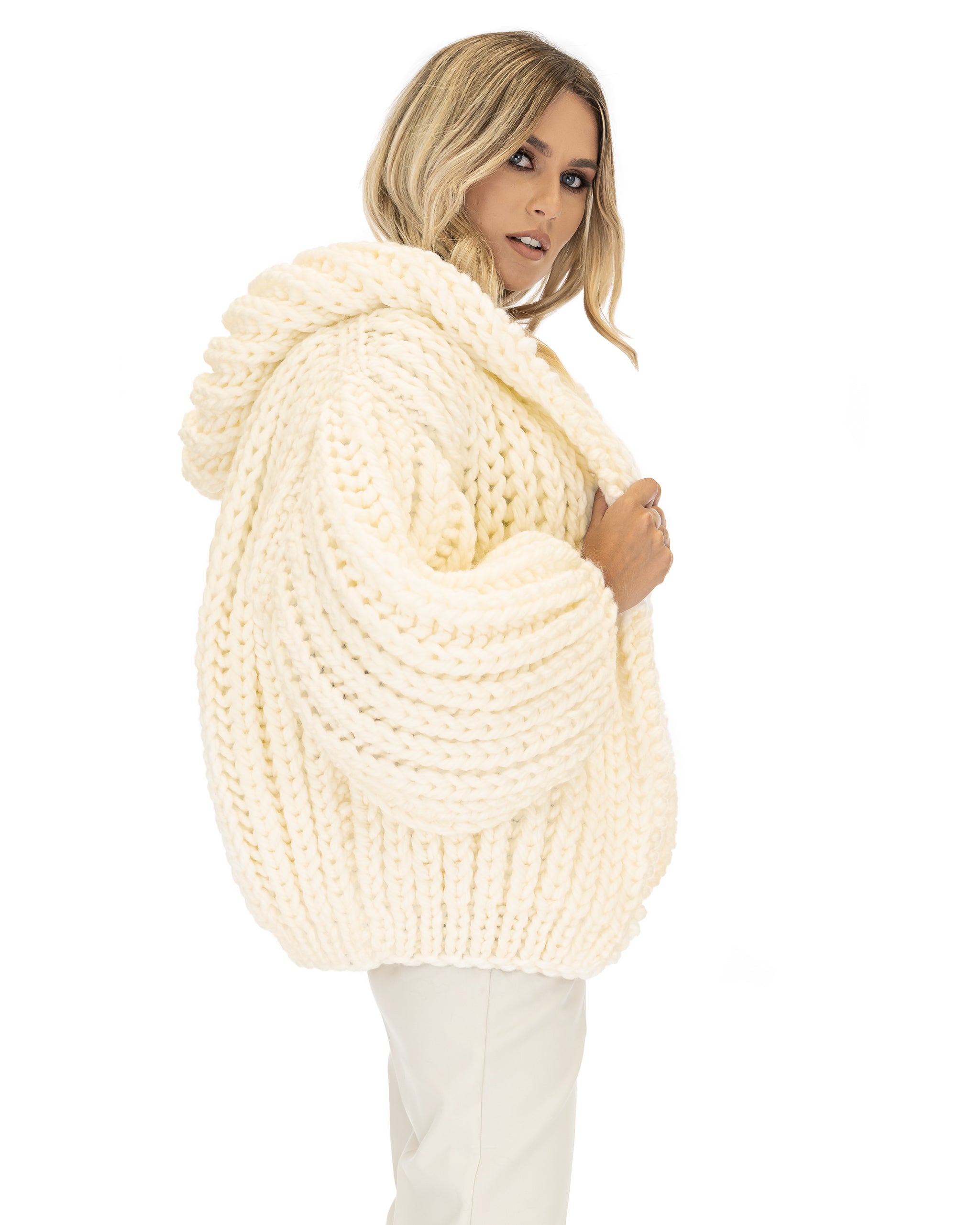 Stylish Hooded Chunky Cardigan for Women - Cozy Oversized Knit Sweater | Perfect for Fall, Winter & Casual Outfits