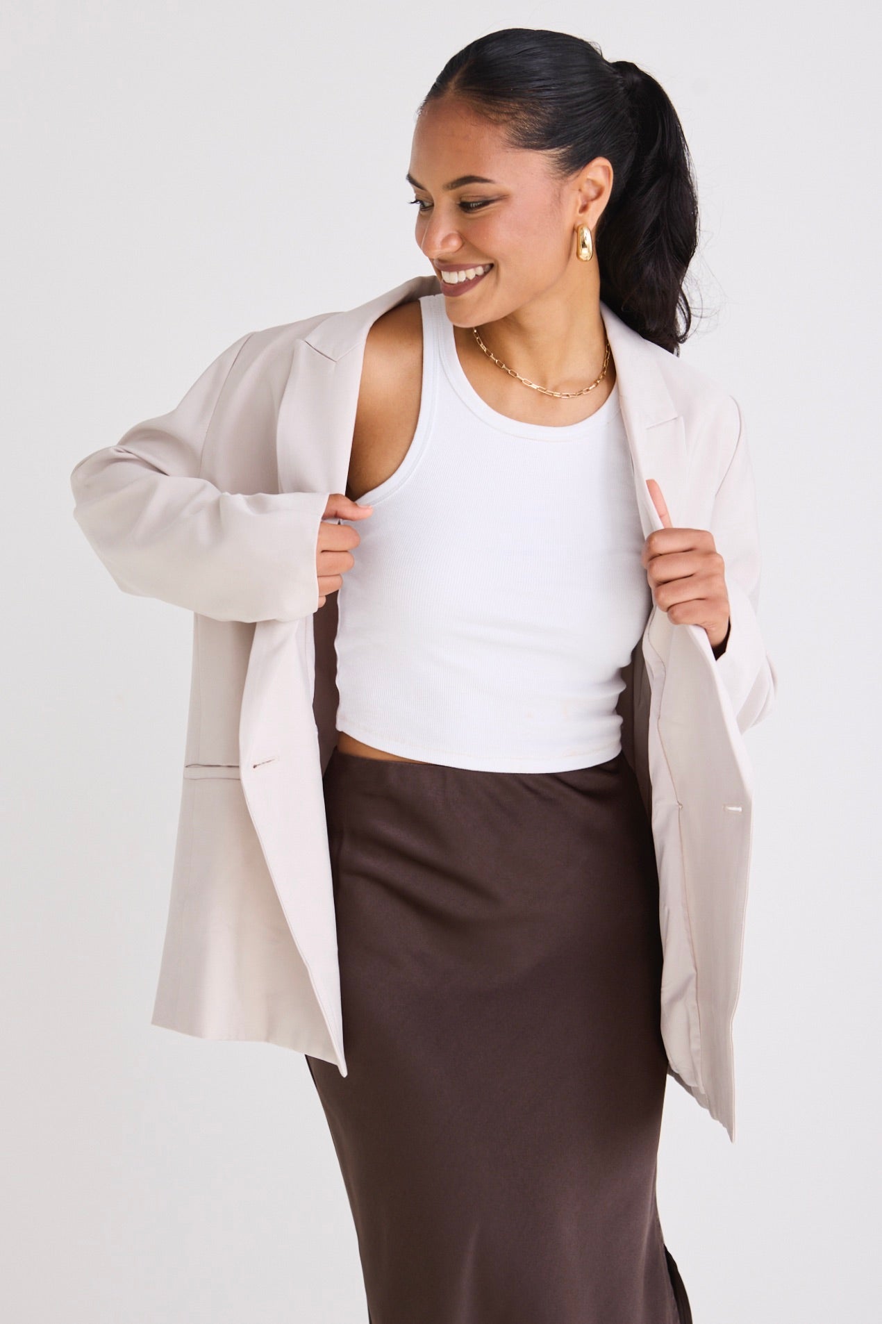 Effortless Bone Soft Touch Blazer for Women - Lightweight Comfortable Office Wear & Business Casual Outfit - Perfect for Work, Meetings, and Professional Events