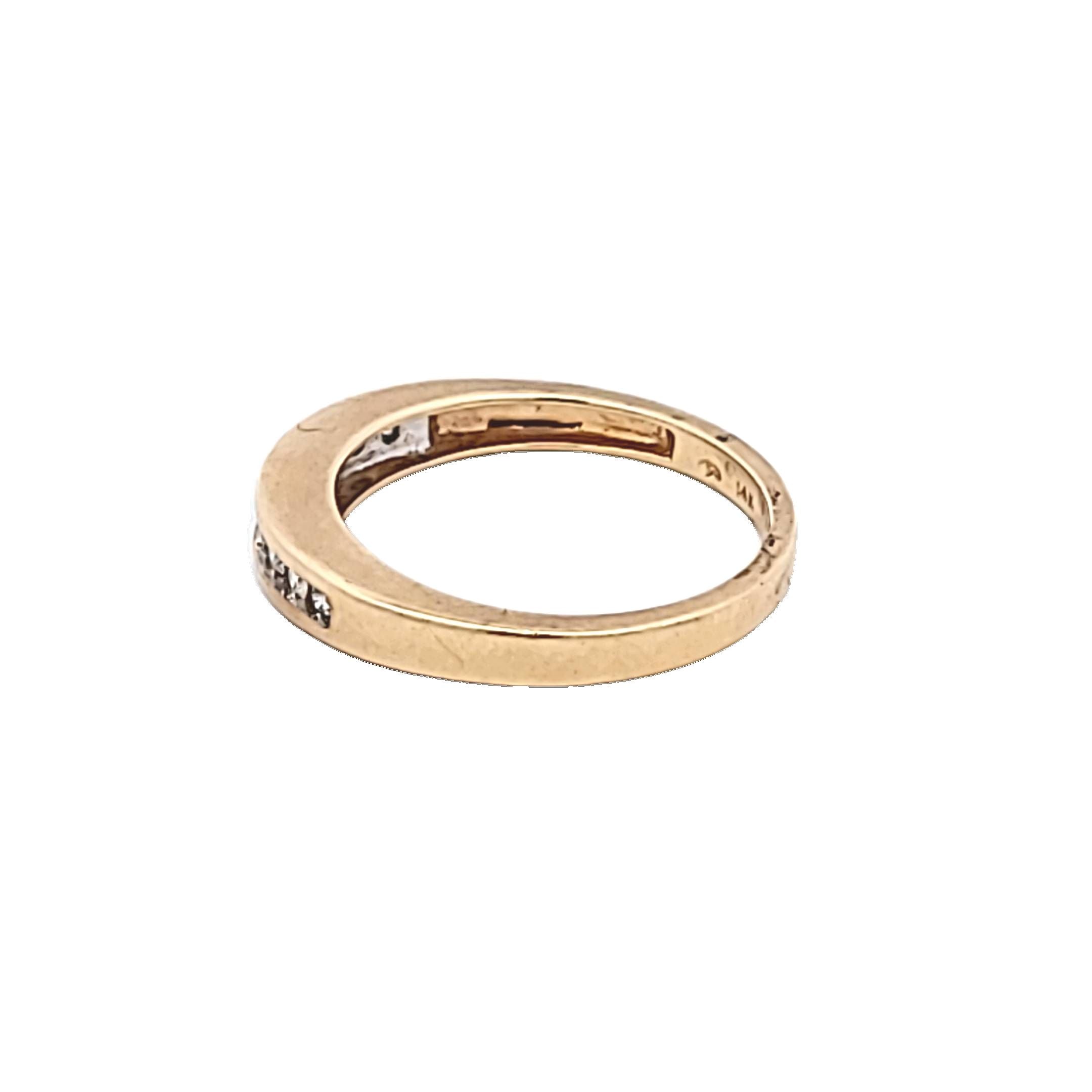 0.30 Carat Round Brilliant H I1 Diamond Engagement Ring in 14K Yellow Gold - Perfect for Proposals, Anniversaries & Wedding Bands