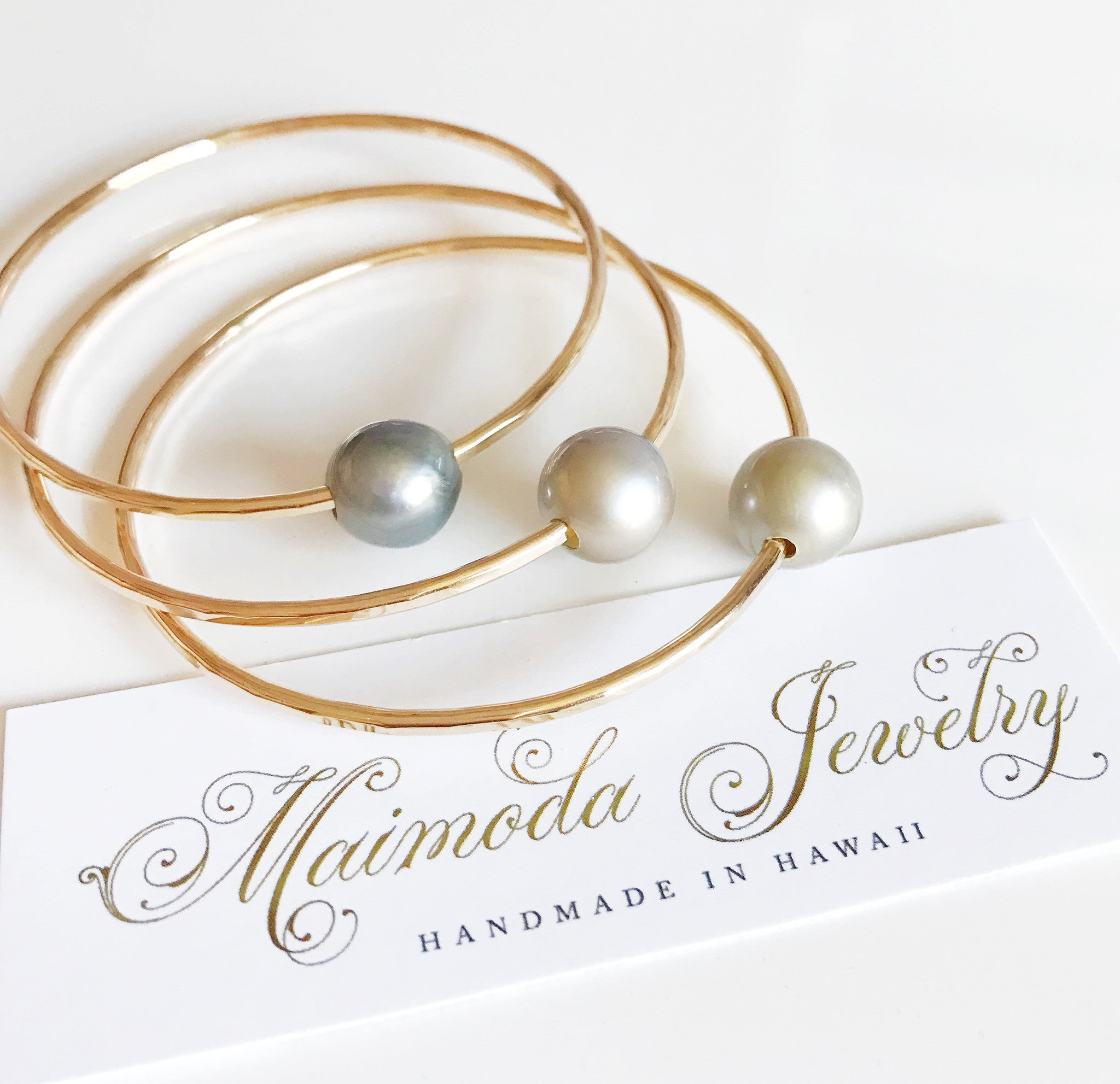 Bangle Rumi Sterling Silver Tahitian Pearl Bracelet (B303) - Elegant Jewelry for Women, Perfect Gift for Weddings & Special Occasions