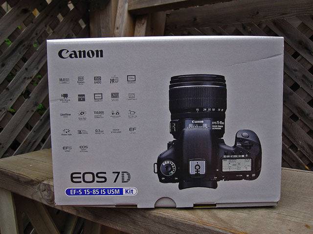 Canon EOS 7D DSLR Camera with EF-S 15-85mm f/3.5-5.6 IS USM Lens Kit - Professional Photography for Travel, Sports & Portraits