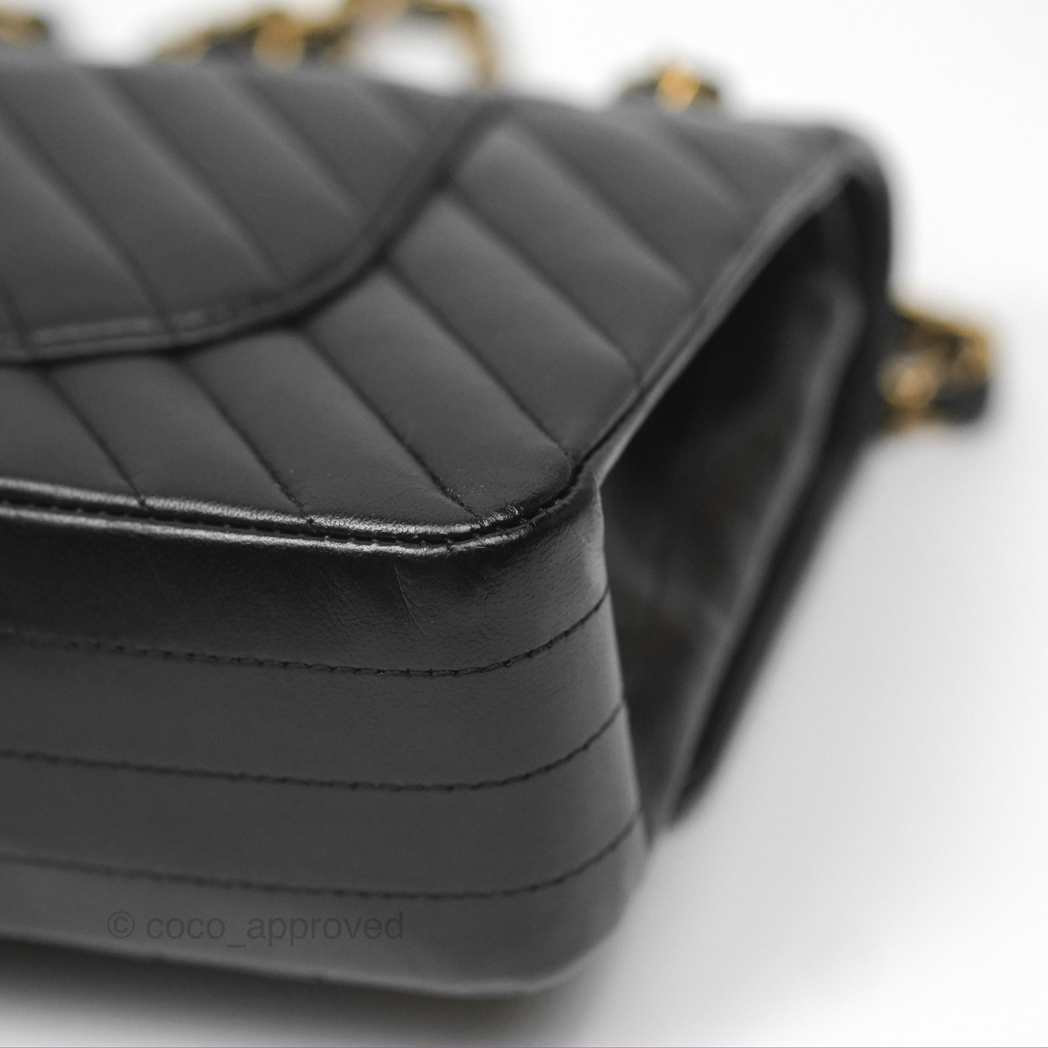 Chanel Classic M/L Medium Flap Chevron Black Lambskin Gold Hardware Bag - Luxury Designer Handbag for Women, Perfect for Evening Events & Special Occasions