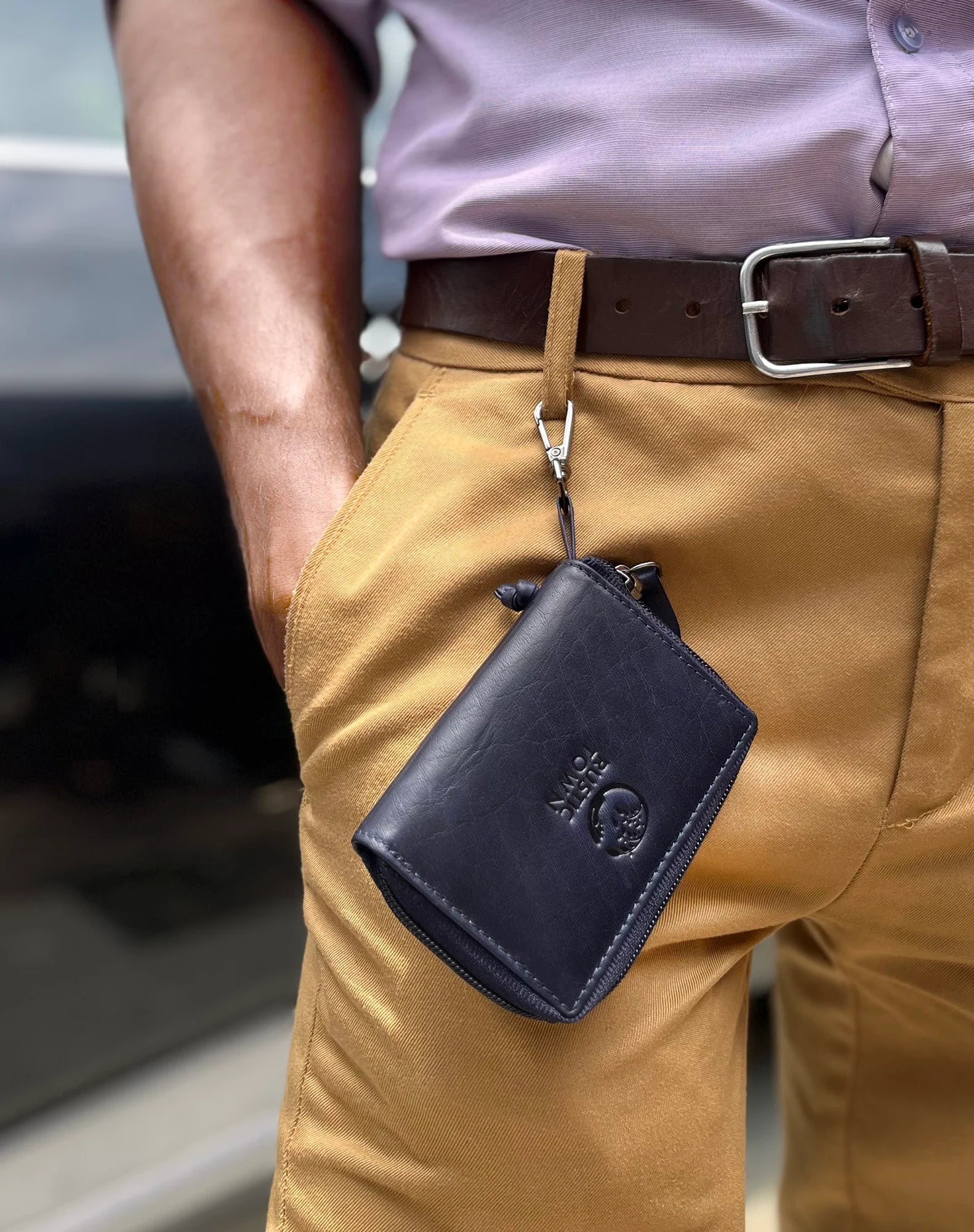 Premium Genuine Leather Key Holder Case - Zippered Key Organizer Wallet for Men & Women (Blue) - Perfect for Home, Office & Travel Organization