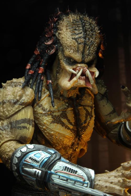 Predator Ultimate Assassin Deluxe Figure - Unarmored Version | Highly Detailed Collectible for Fans & Action Figure Enthusiasts | Perfect for Display, Cosplay, and Movie-Themed Collections