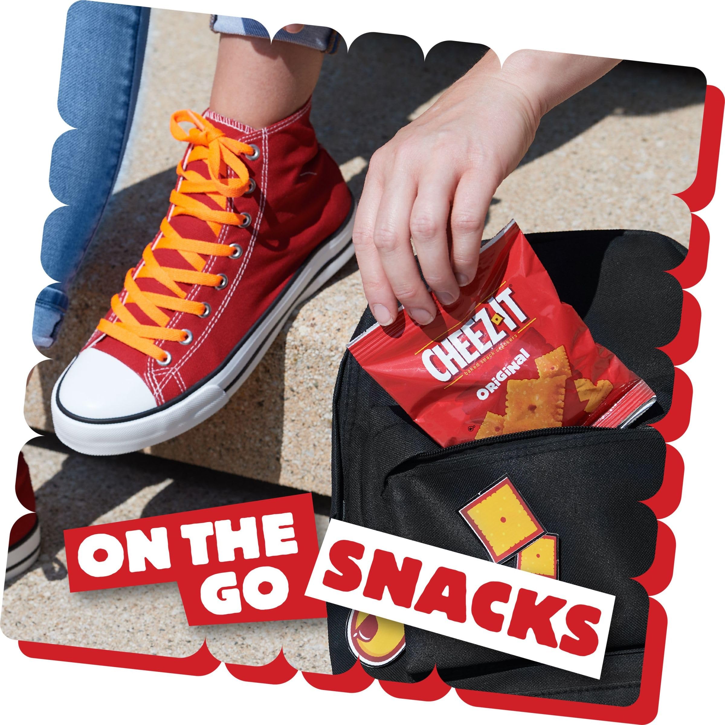 Cheez-It Original Baked Cheese Crackers - 30oz Bulk Box (30 Packs) | Perfect for School Lunches, Office Snacks & Party Platters