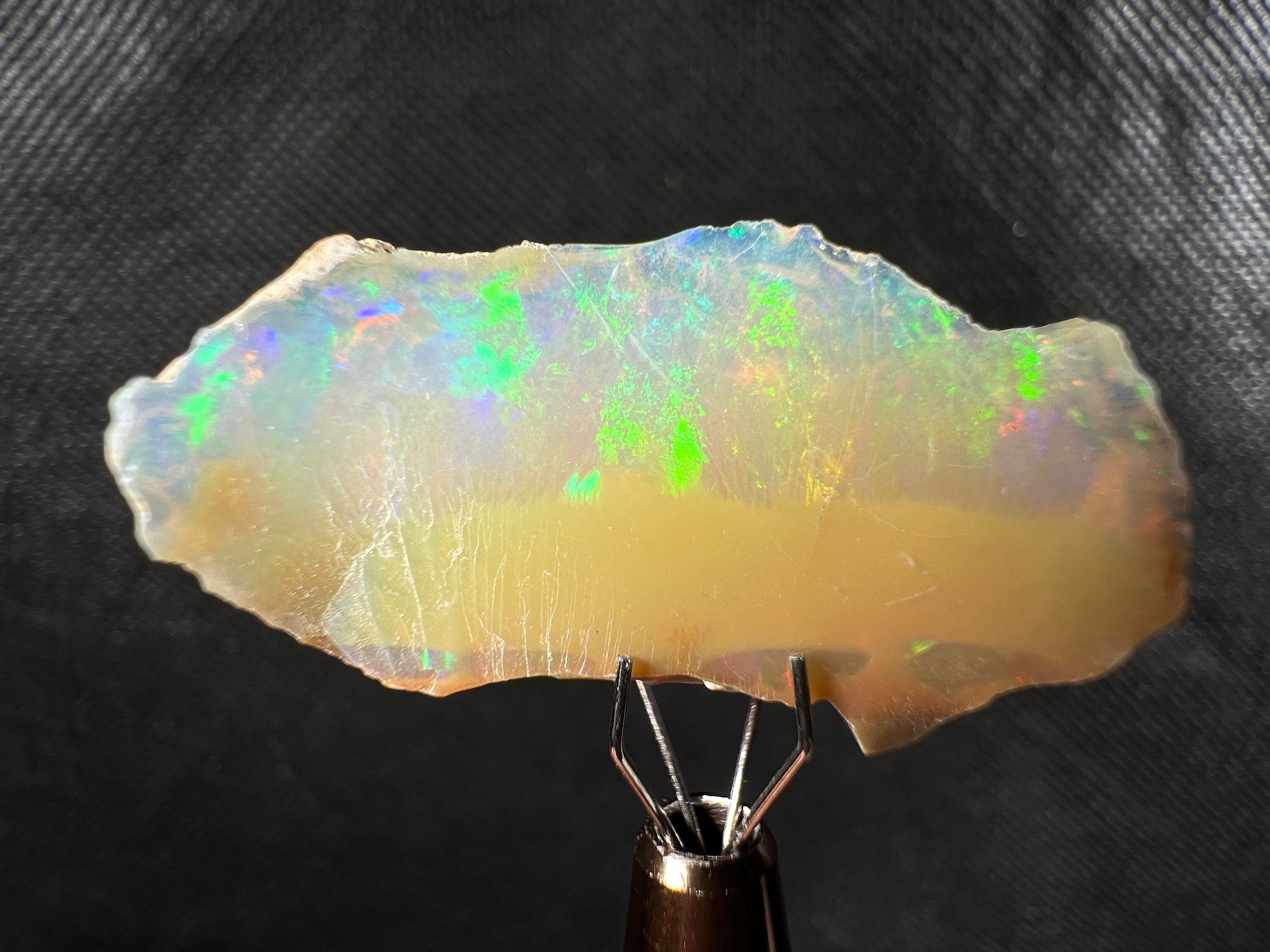 4A+ Welo Opal Raw Crystal - Natural Cutting Grade Ethiopian Opal Gemstone, October Birthstone for Jewelry Making & Collectors (Perfect for Rings, Necklaces & Healing Crystal Decor)