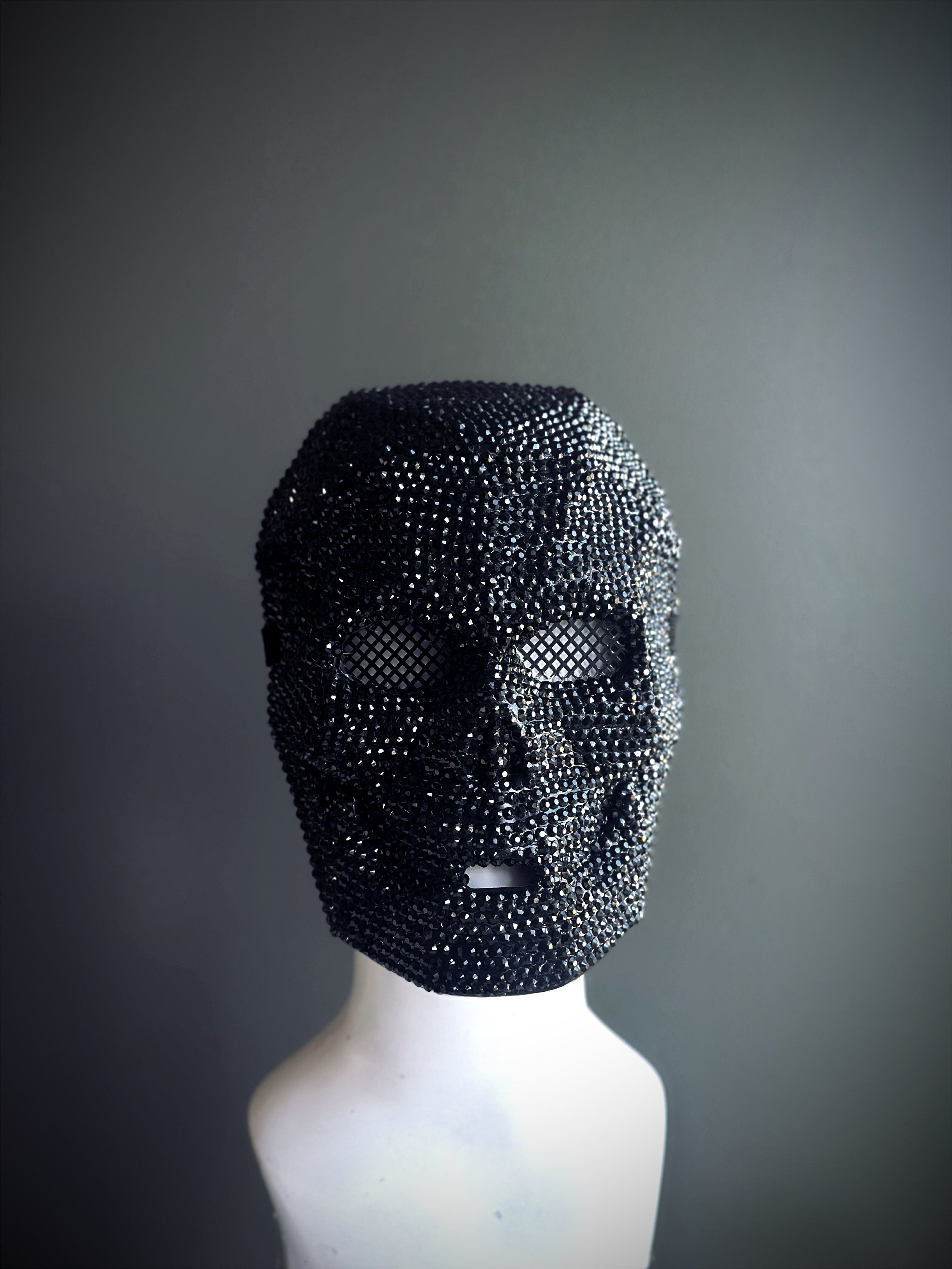 Black Crystal Skull Mask - Gothic Diamond Death Mask for Halloween Costumes, Cosplay, and Dark Themed Parties | Premium Handcrafted Decor