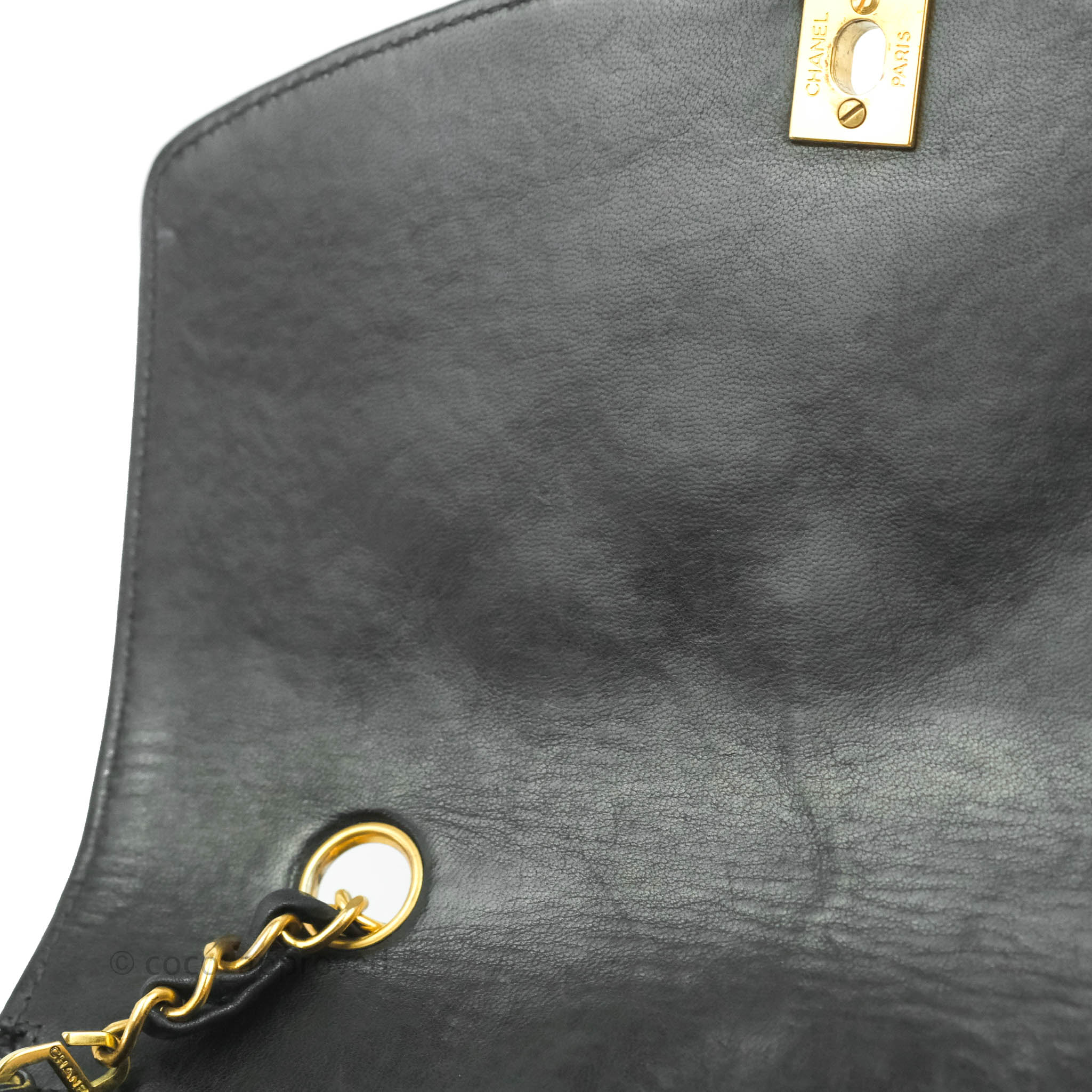 Chanel Black Quilted Lambskin Small Vintage Classic Diana Flap Bag with 24K Gold Hardware - Luxury Crossbody Purse for Women, Perfect for Evening Parties & Special Occasions