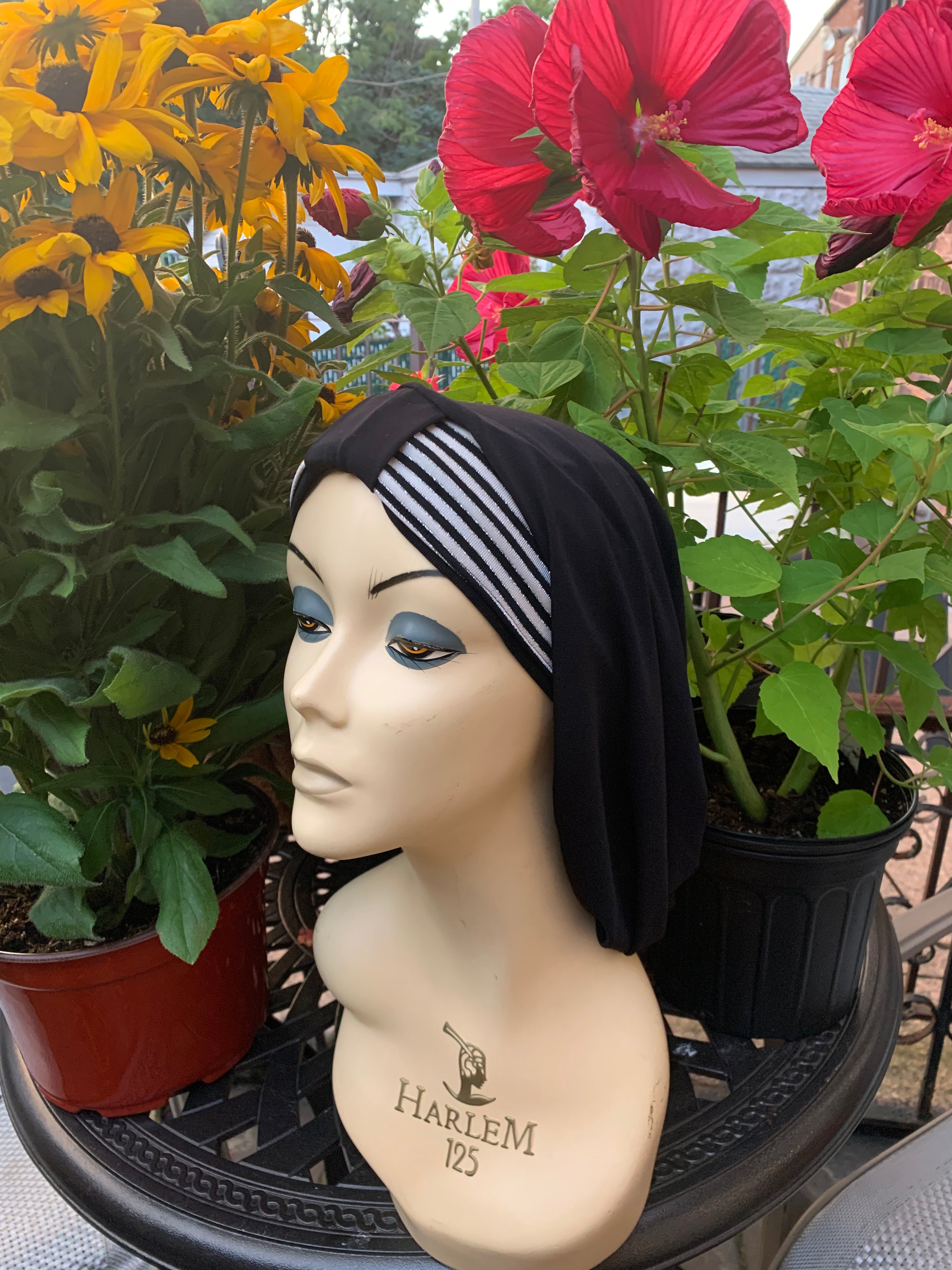 Black Turban Snood Headwrap - Stylish & Versatile Hair Cover for Women - Perfect for Yoga, Workouts, and Everyday Fashion