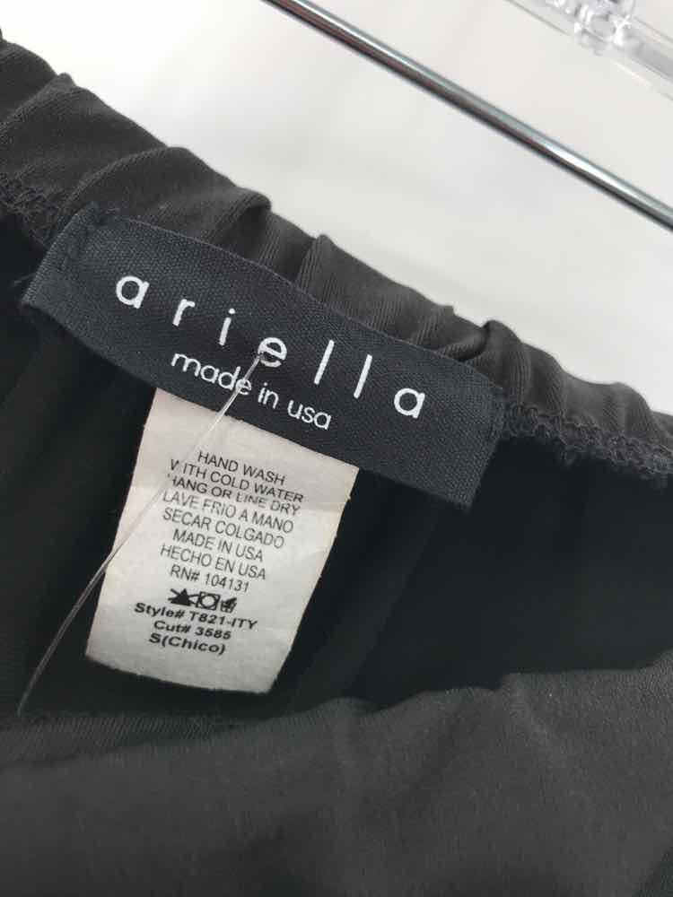 Pre-Owned Ariella Black Size Small Strapless Blouse - Perfect for Parties, Weddings & Evening Events