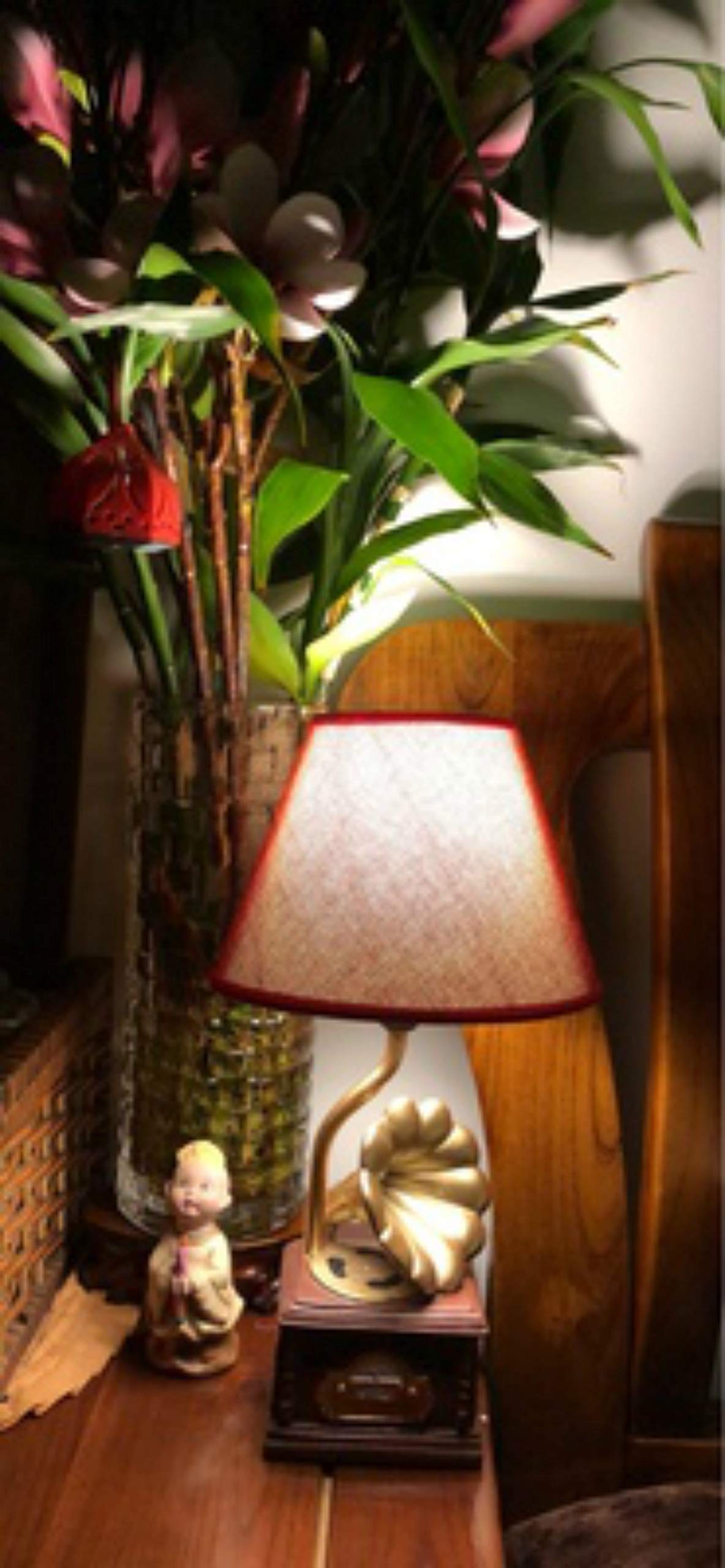 3D Guitar Music Phonograph LED Night Light - Optical Illusion Desk Lamp for Kids Room, Nursery, Bedroom Decor - Perfect Christmas, Birthday Gift for Children & Music Lovers - Cool Home Decor & Party Lighting for Holidays, Bedtime & Special Occasions