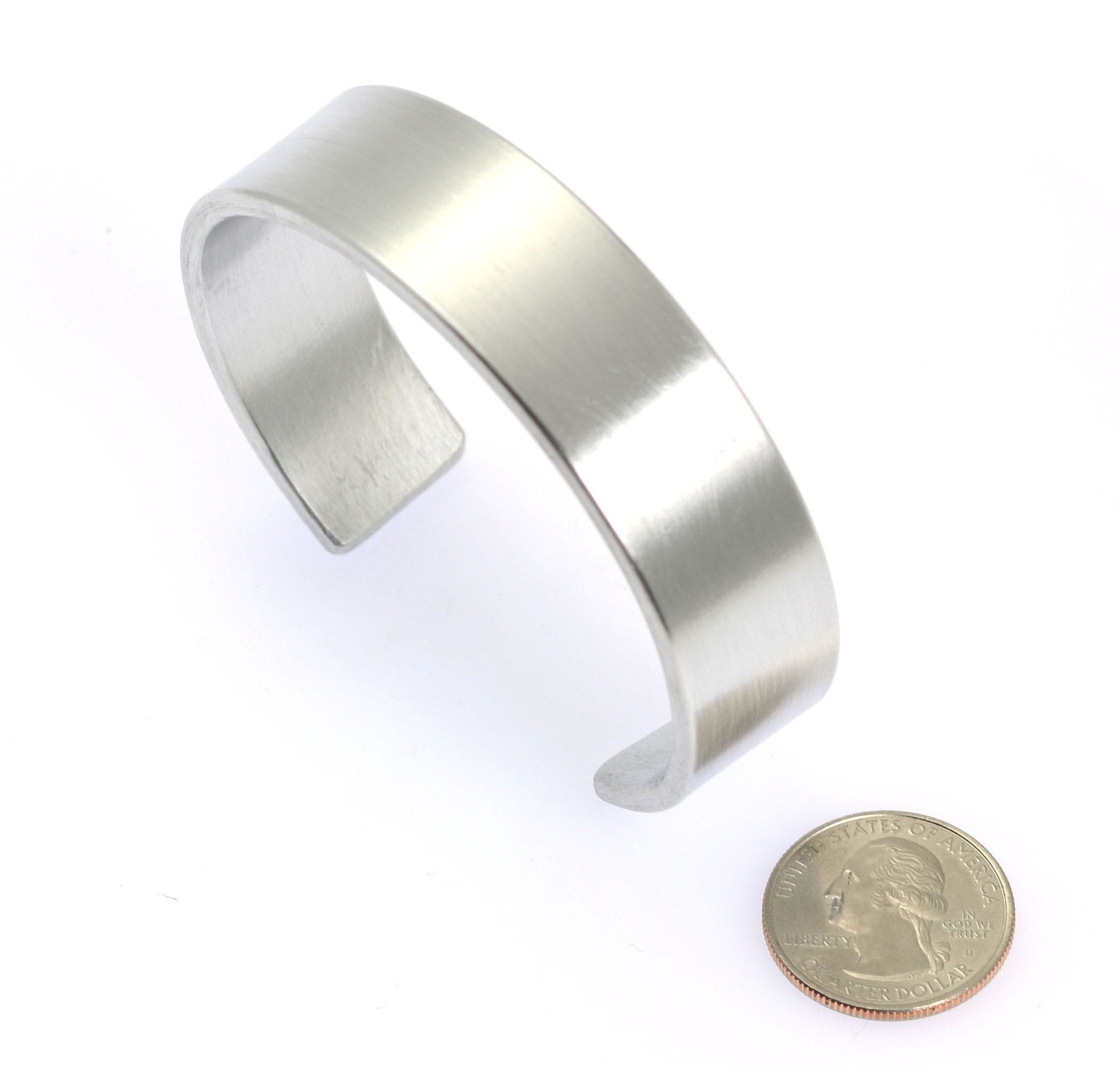 19mm Brushed Aluminum Cuff Bracelet for Women - Elegant Adjustable Wristband for Casual & Formal Wear - Perfect Gift for Birthday, Anniversary & Special Occasions