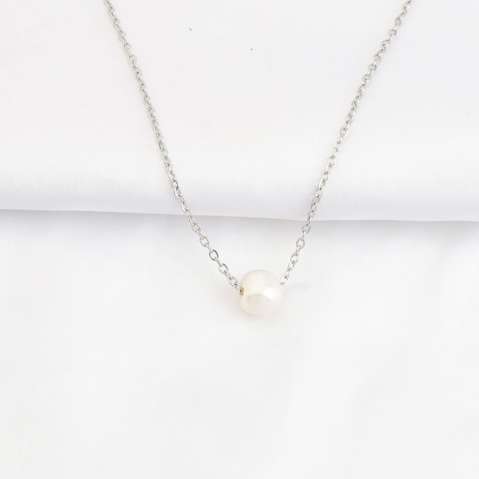 WUSUANED Pearl Necklace for Women - Elegant Bridesmaid Gift, Wedding Party Jewelry, Bridal Proposal Gift - Perfect for Weddings, Anniversaries & Special Occasions