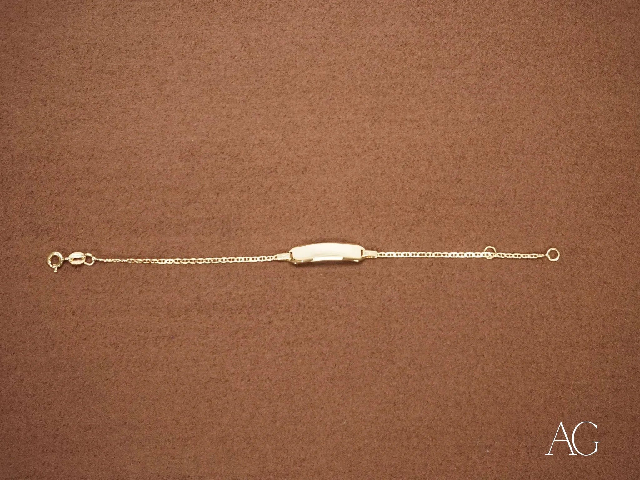 Personalized 18k Gold Kids Bracelet with Navy Link Chain - Perfect Gift for Birthdays, Christenings & Special Occasions
