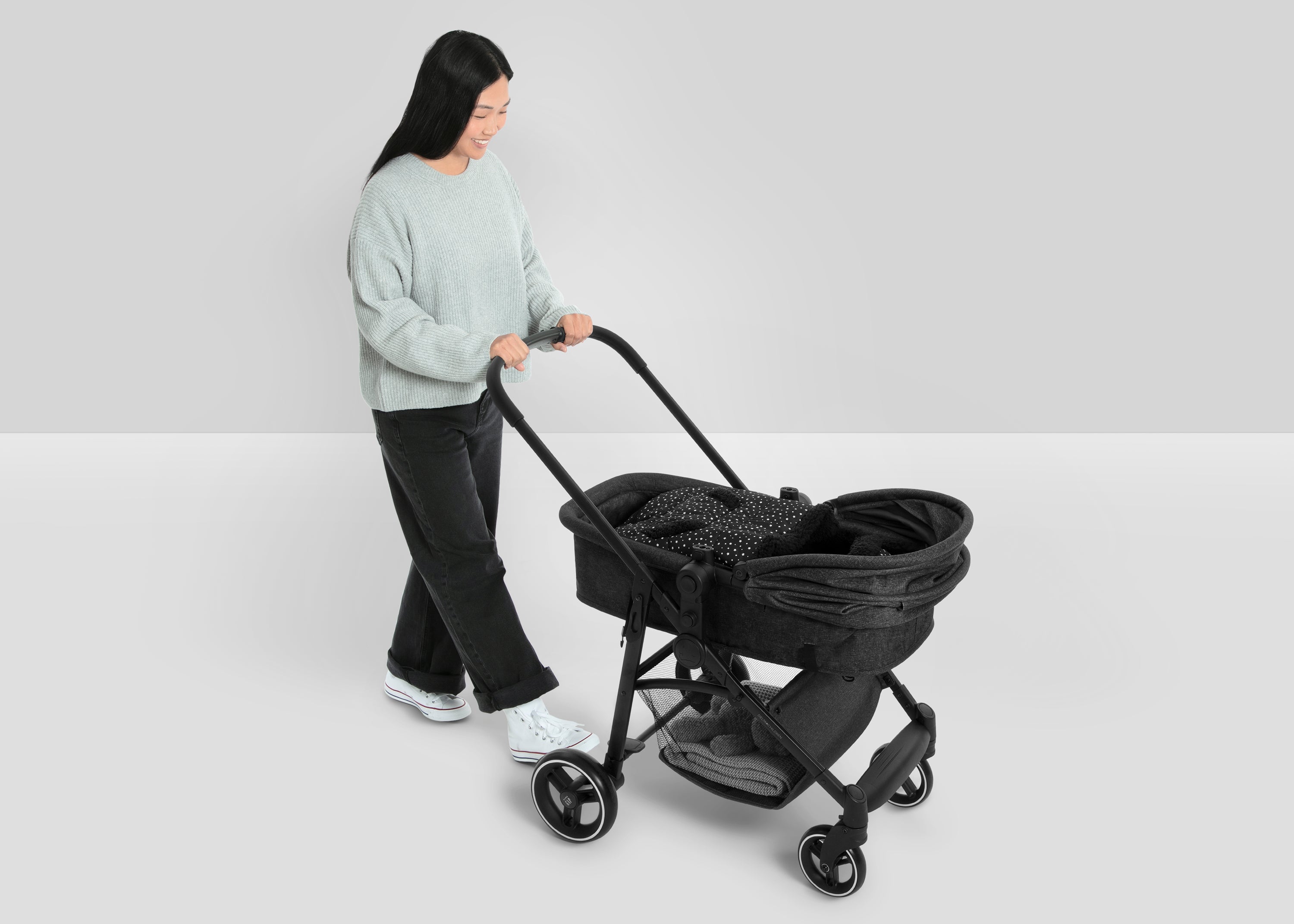 BabyGap Infant Stroller Footmuff - Warm Winter Stroller Cover for Newborns & Toddlers - Cozy & Waterproof for Outdoor Walks & Shopping Trips
