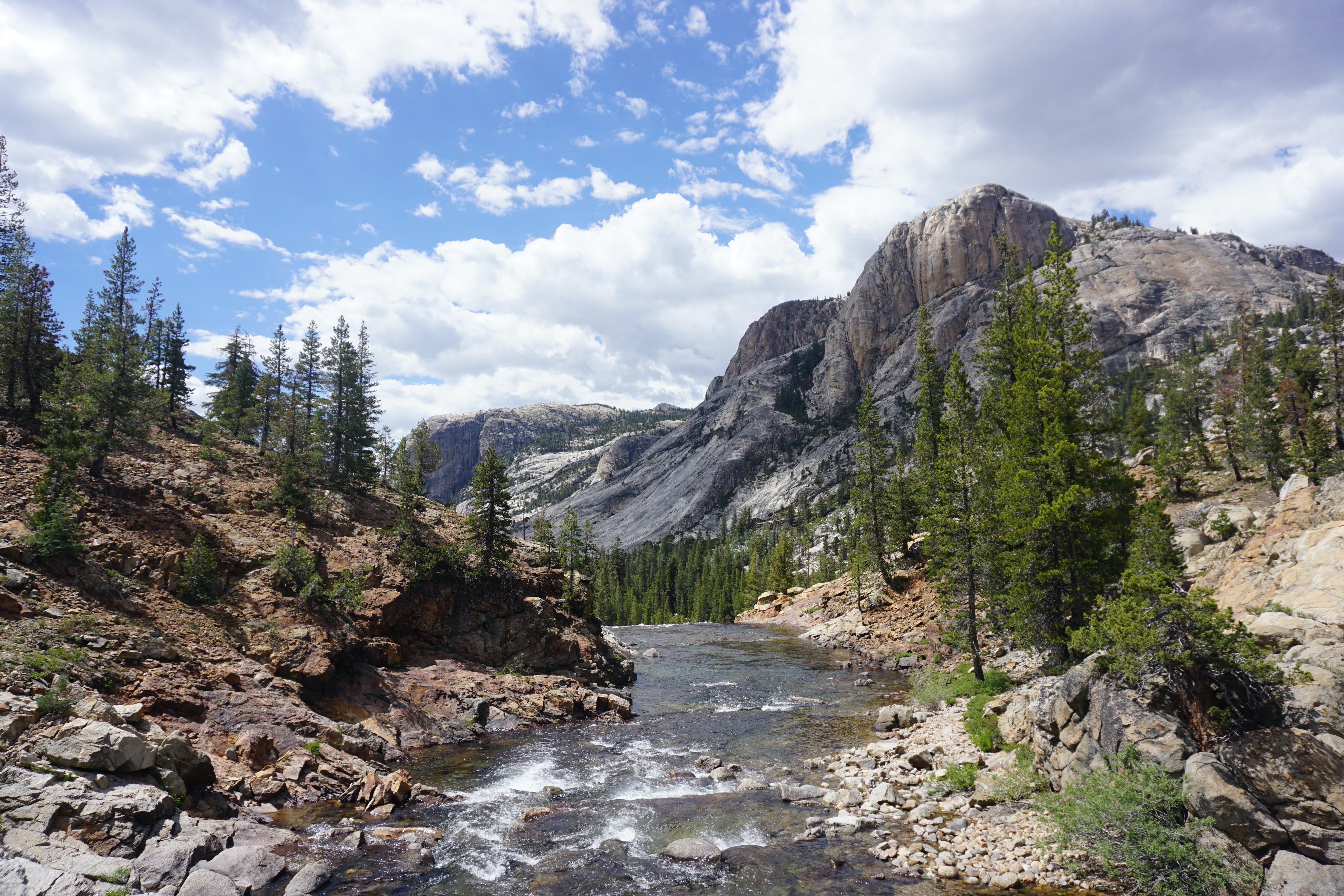 Best Hiking Backpack for Yosemite Glen Aulin Trails - Lightweight Durable Outdoor Gear for Camping & Trekking Adventures