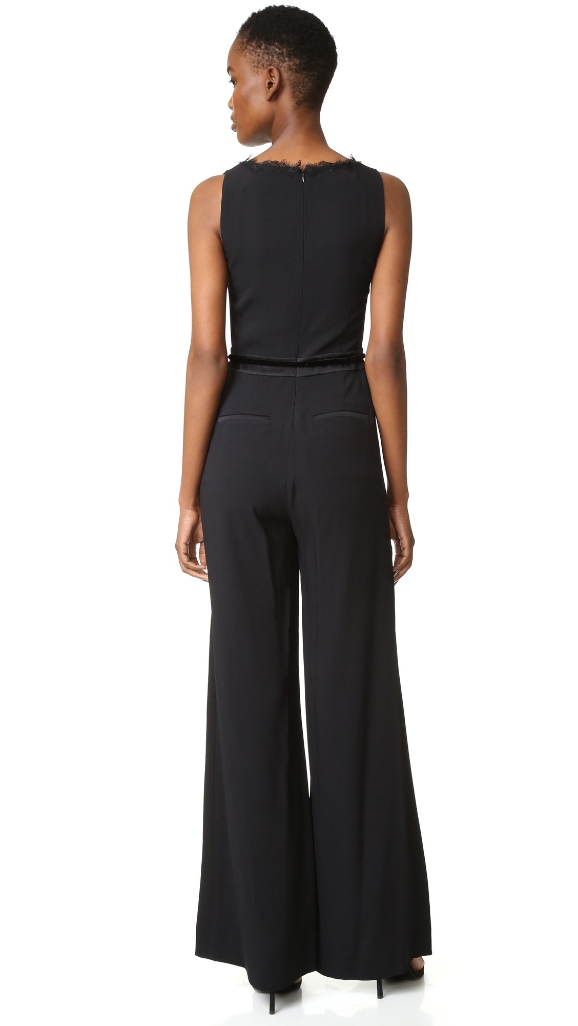Rachel Zoe Women's Abby Crepe Jumpsuit - Elegant One-Piece Romper with V-Neck & Wide Leg for Casual Outings, Parties & Special Occasions