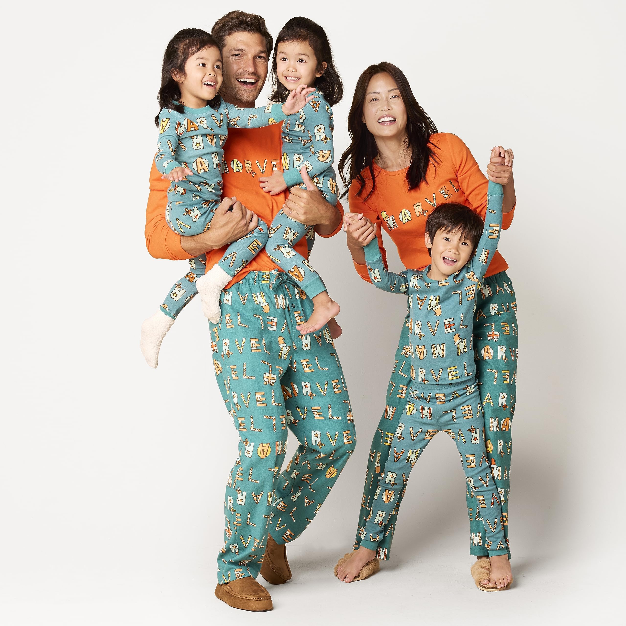 Marvel Boys' Snug-Fit Pajama Set for Toddlers - Cozy Sleepwear