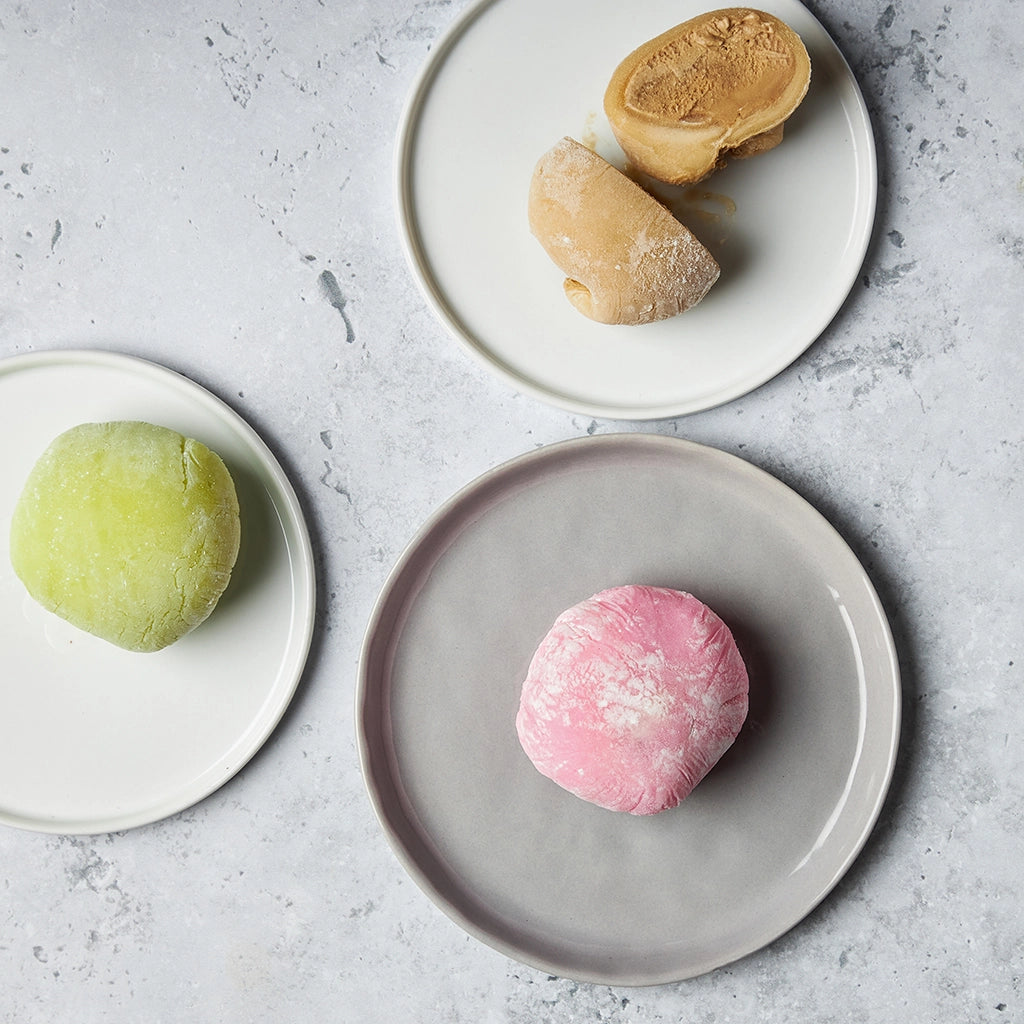 Delicious Mochi Ice Cream - Japanese Rice Cake Dessert with Ice Cream Filling | Perfect for Parties, Gifts & Summer Treats
