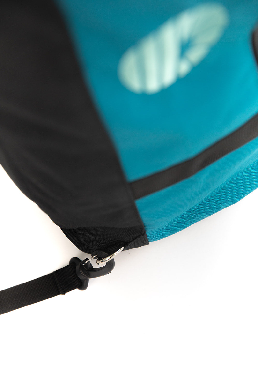 Washable Travel Duffel Bag 60L - Lightweight Waterproof Gym Duffel for Men & Women - Perfect for Camping, Sports, Gym, and Weekend Getaways