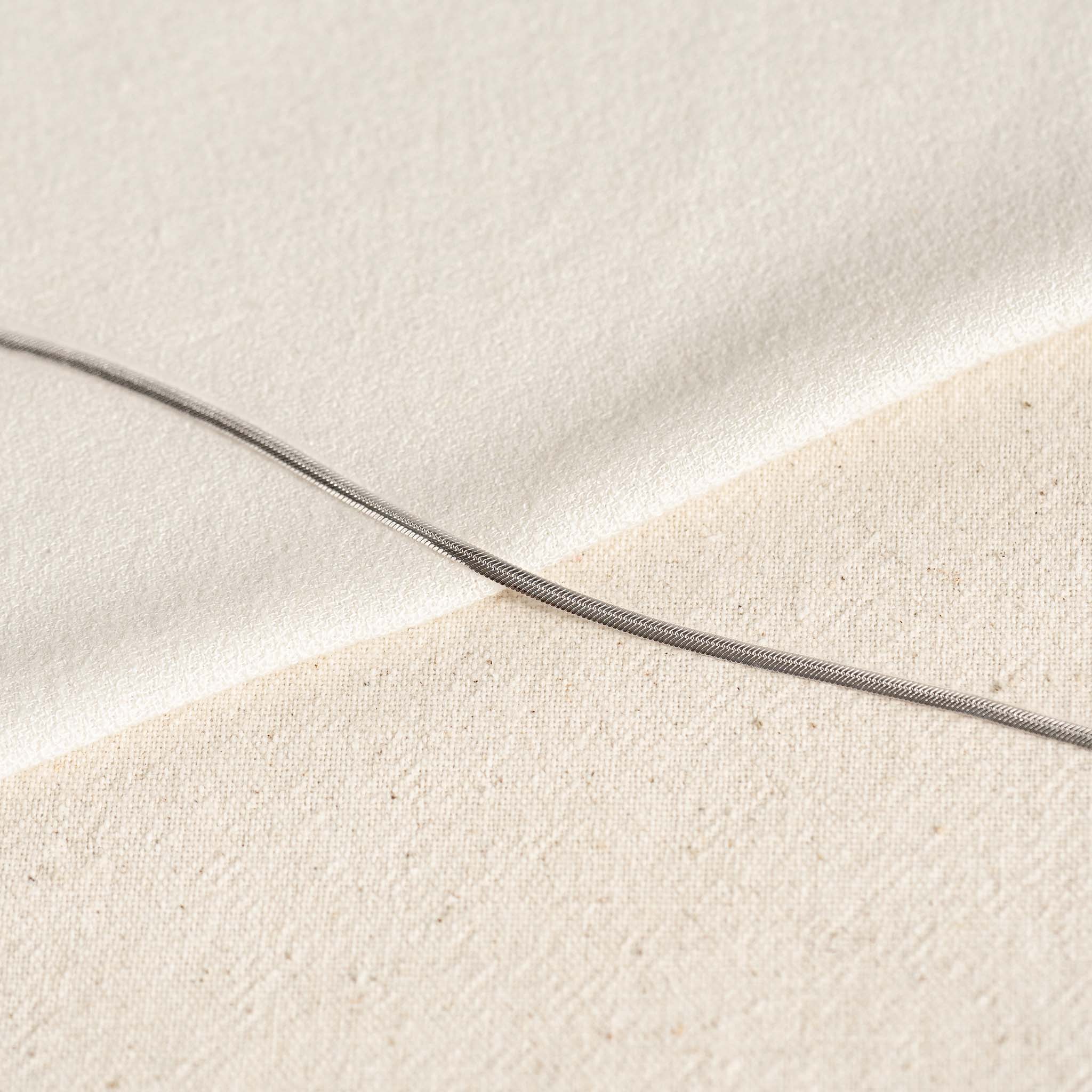 Elegant Silver Snake Chain Necklace for Women - Dainty & Hypoallergenic Jewelry Gift for Her - Perfect for Everyday Wear, Date Nights & Special Occasions