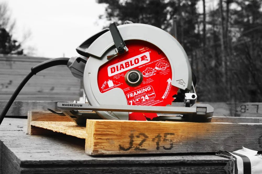 7 1/4 Inch x 24 Tooth Framing Saw Blade - 25 Pack for Woodworking, Construction, and DIY Projects - Perfect for Circular Saws and Framing Applications