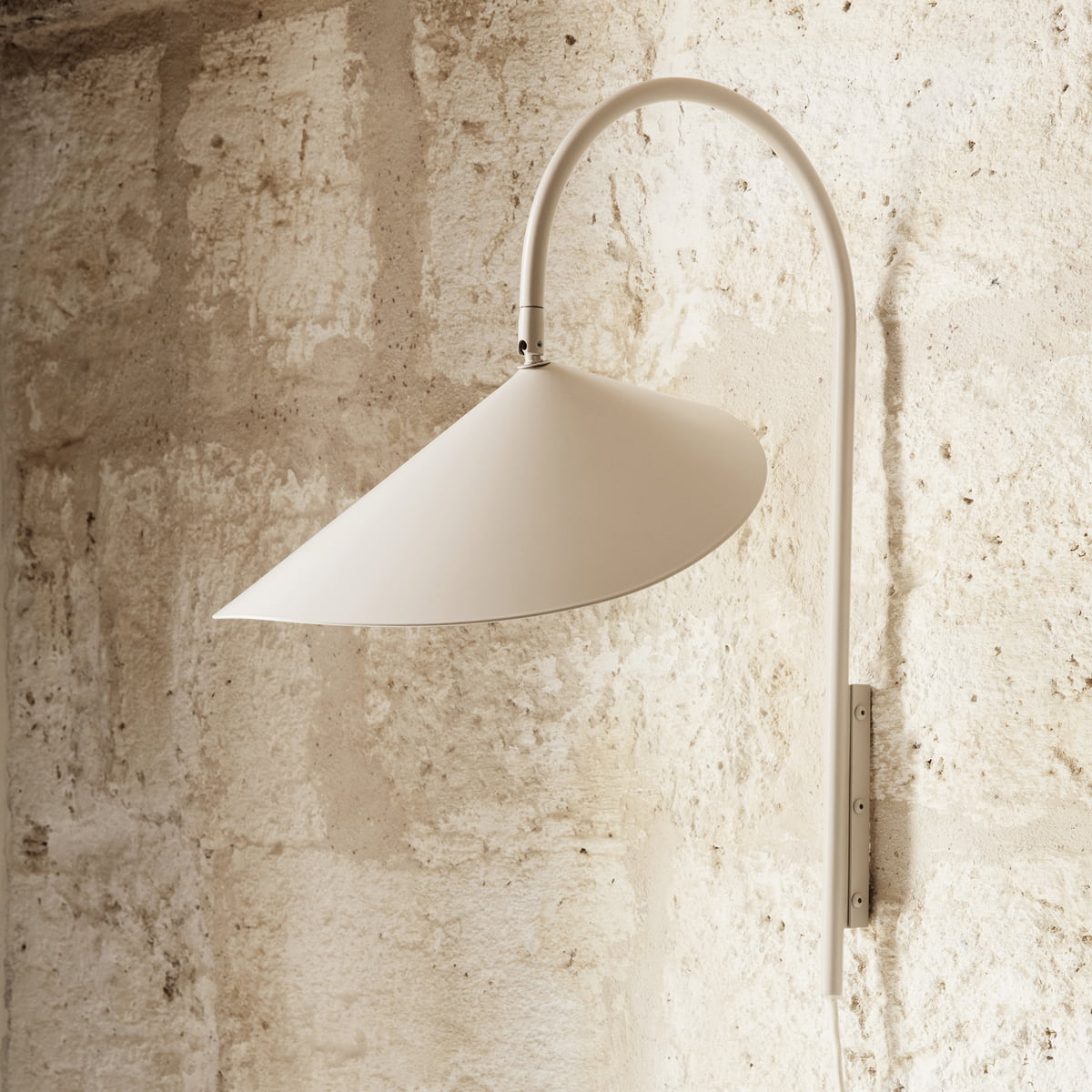 Alocasia Modern Swivel Wall Light - Adjustable Indoor/Outdoor Lighting for Living Room, Bedroom, Patio & Garden Decor