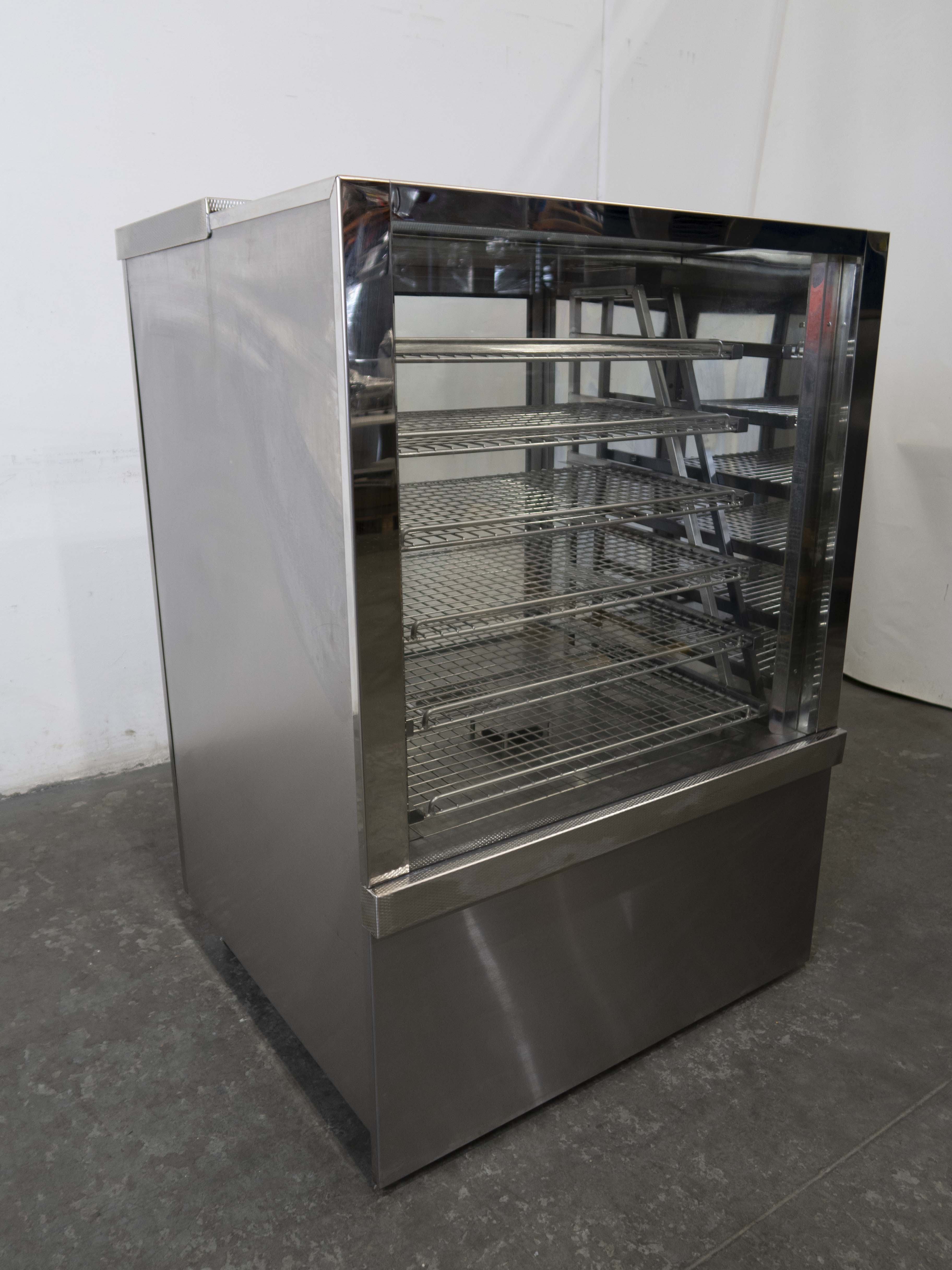 Commercial Pie Warmer for Bakeries - Countertop Display Case with Adjustable Temperature - Perfect for Restaurants, Cafes, and Bakeries (Model 777819)
