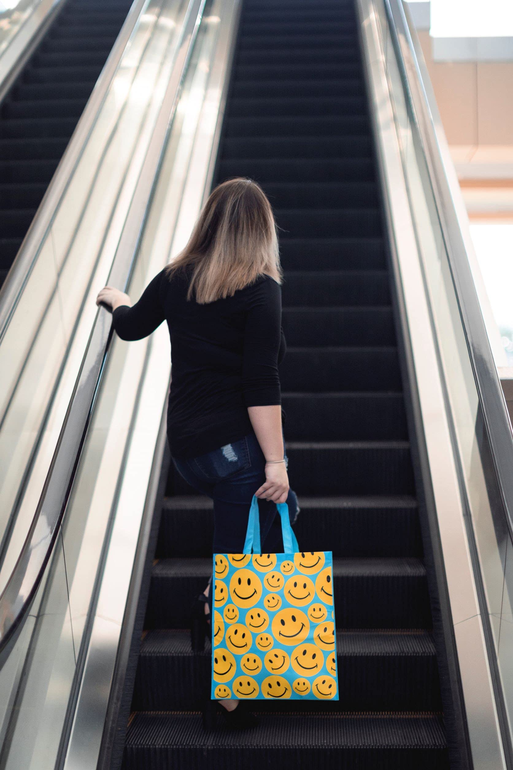 Funiverse Bulk 25 Pack Happy Smile Face Reusable Shopping Totes & Gift Bags - Eco-Friendly Grocery Bags for Shopping, Parties, and Gifting