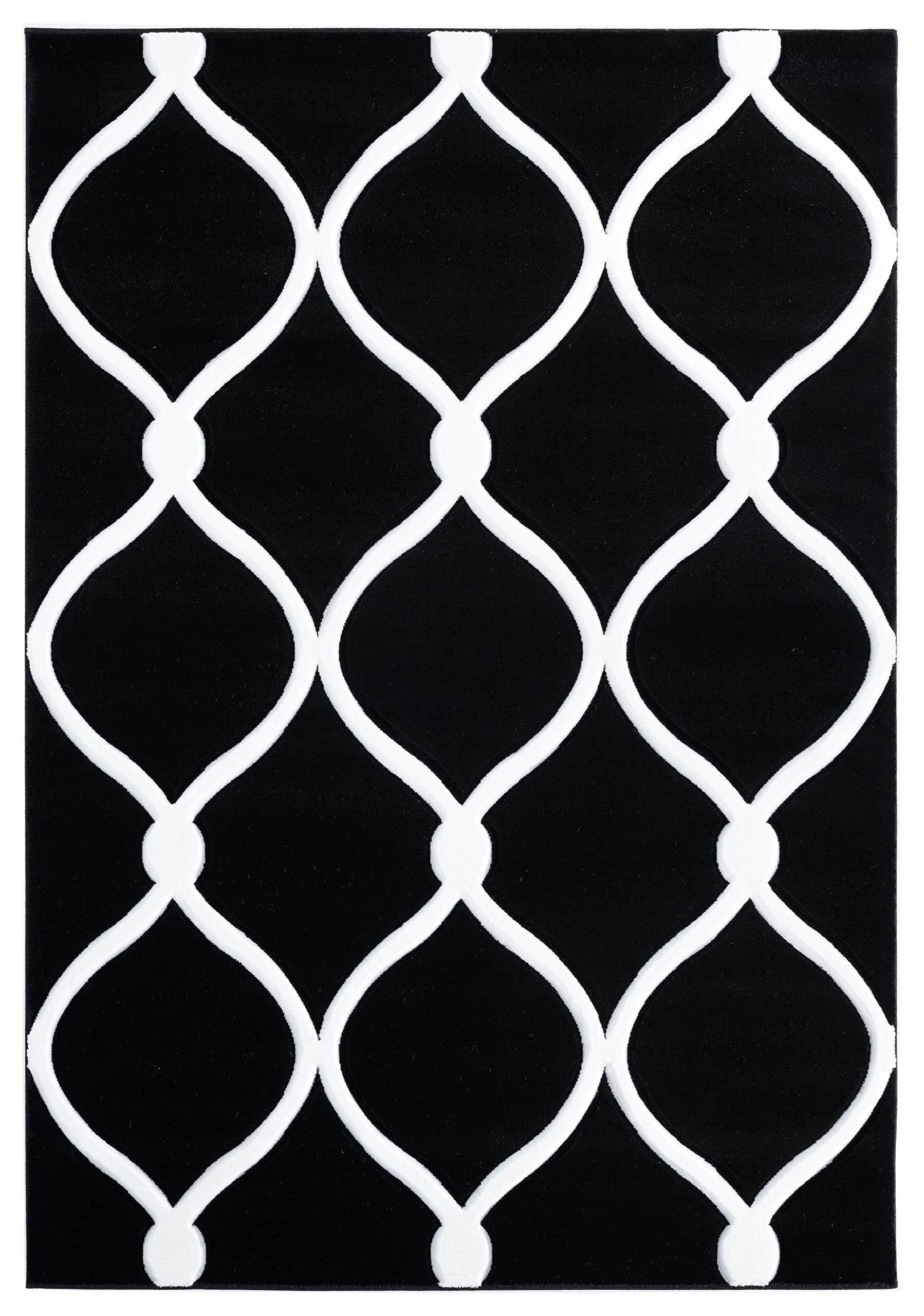 United Weavers of America Bristol Rodanthe Black Area Rug 7'10