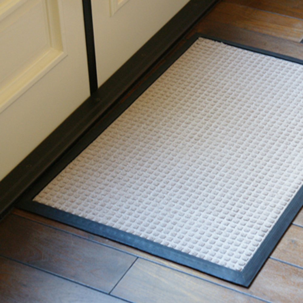Rubber-Cal Nottingham Rubber Backed Carpet Entry Doormat 2x3 Feet - Indoor Non-Slip Floor Mat for Home, Office, and Apartment - Brown (03-200-ZWBR) - Perfect for High Traffic Areas, Mudrooms, and Front Doors