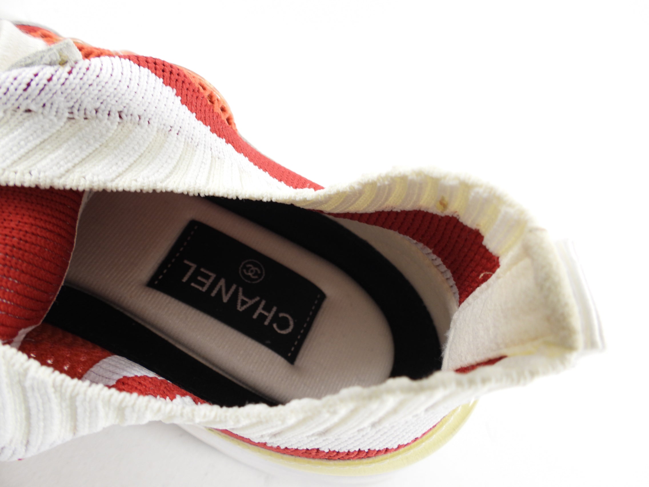 Chanel G36258 Red and White Suede Mesh Knit Sneakers - Women's Size 40/39 - Casual Fashion, Streetwear & Luxury Comfort for Everyday Wear