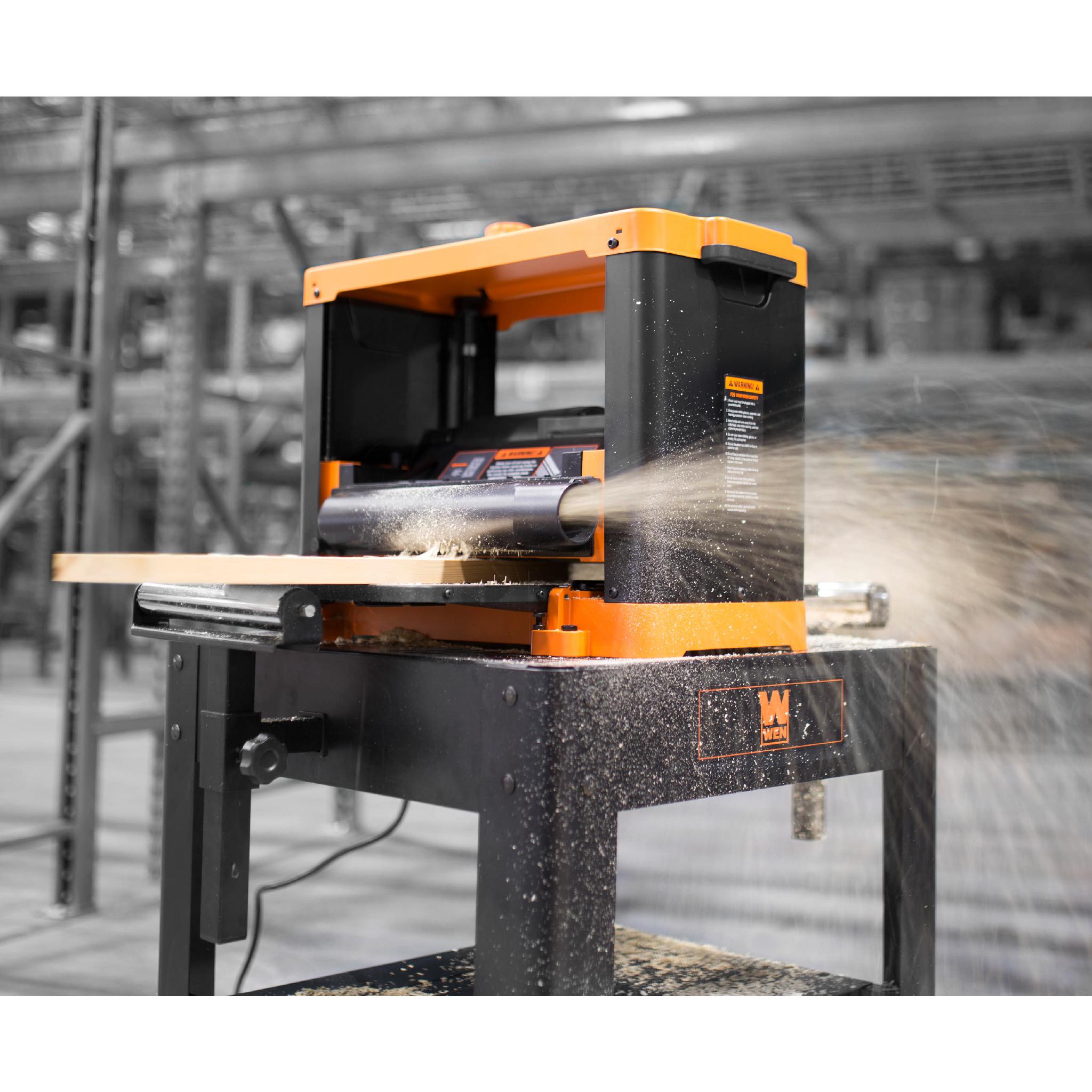 WEN PL1252 15 Amp 12.5 Inch Two Blade Benchtop Thickness Planer - Professional Woodworking Tool for Smoothing Lumber & DIY Projects