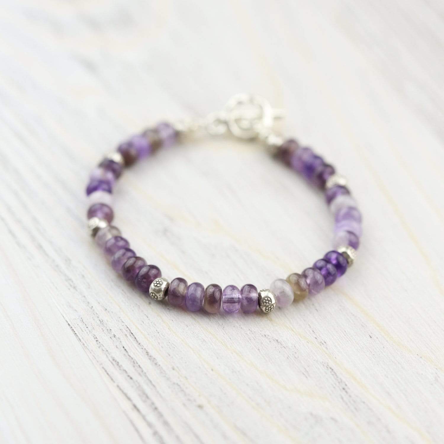 Natural Amethyst Healing Bracelet for Women - Positive Energy & Stress Relief - Perfect for Meditation, Yoga & Spiritual Balance