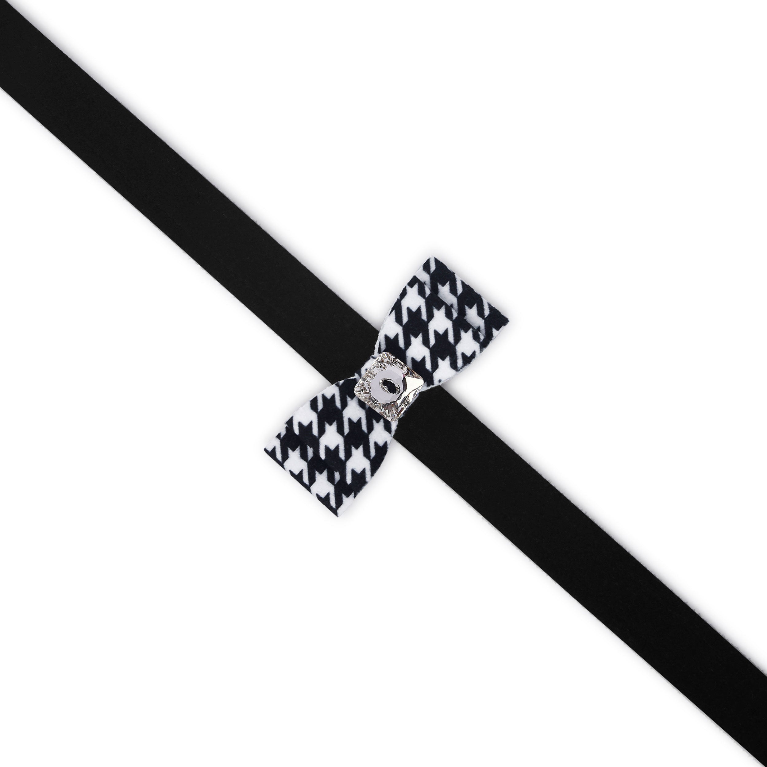 Black & White Houndstooth Pattern Dog Leash with Large Bow - Stylish & Durable Pet Walking Accessory for Small & Medium Dogs (Perfect for Daily Walks, Training, and Fashionable Outings)
