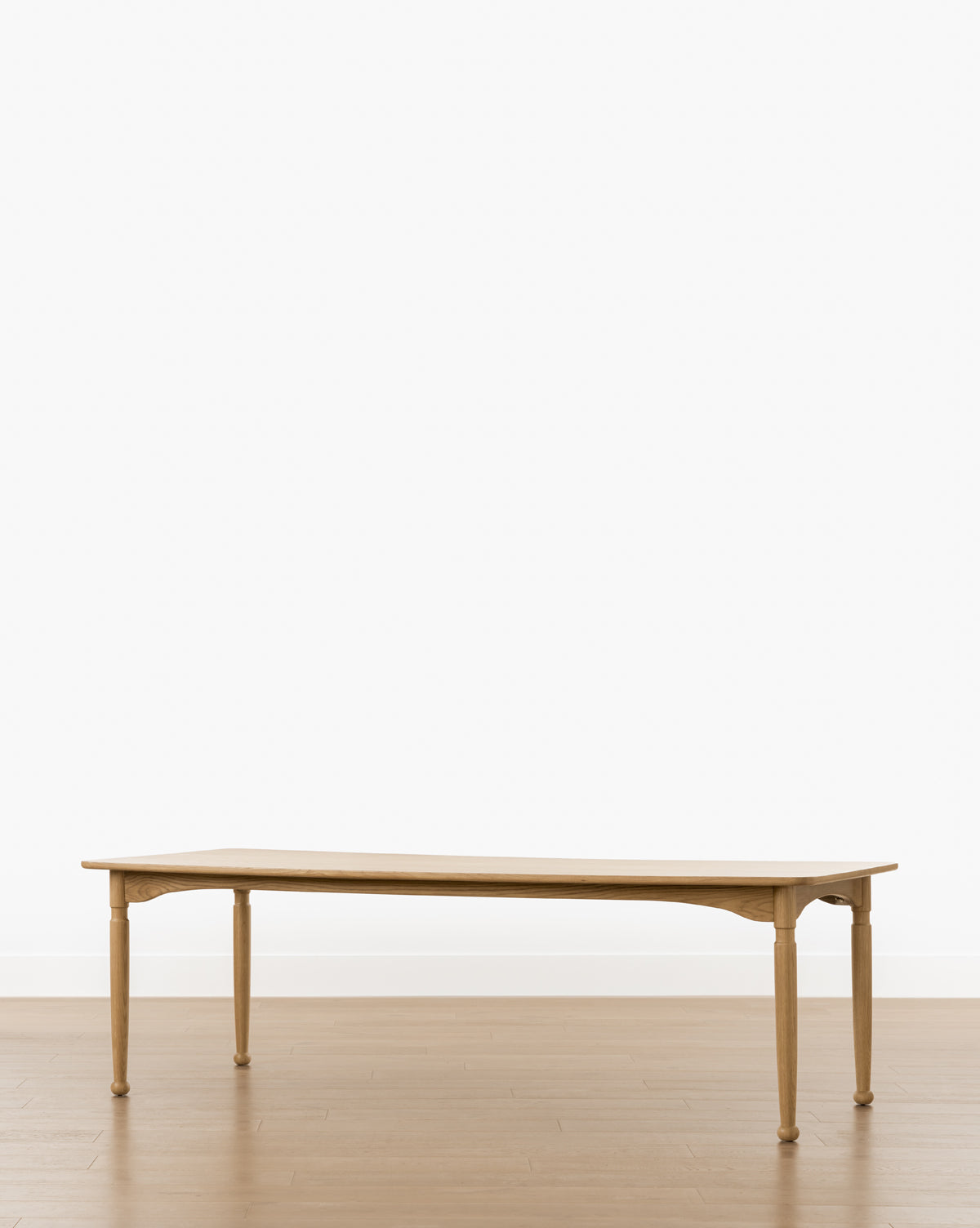 Stylish Phipps Modern Dining Table Set - 6 Seater Wooden Kitchen Table for Home & Restaurant Use - Perfect for Family Dinners, Entertaining Guests & Commercial Dining Spaces