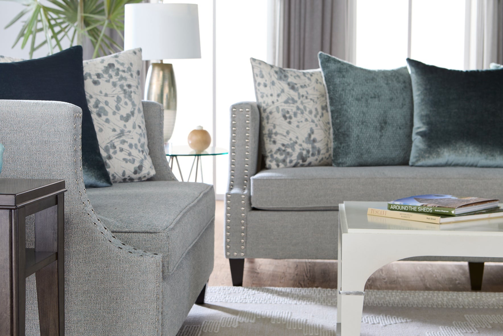 Roundhill Furniture Nari Modern Pillow Back Fabric Sofa with Nailhead Trim - Living Room Couch in Moondance Mist - Perfect for Contemporary Home & Apartment Decor