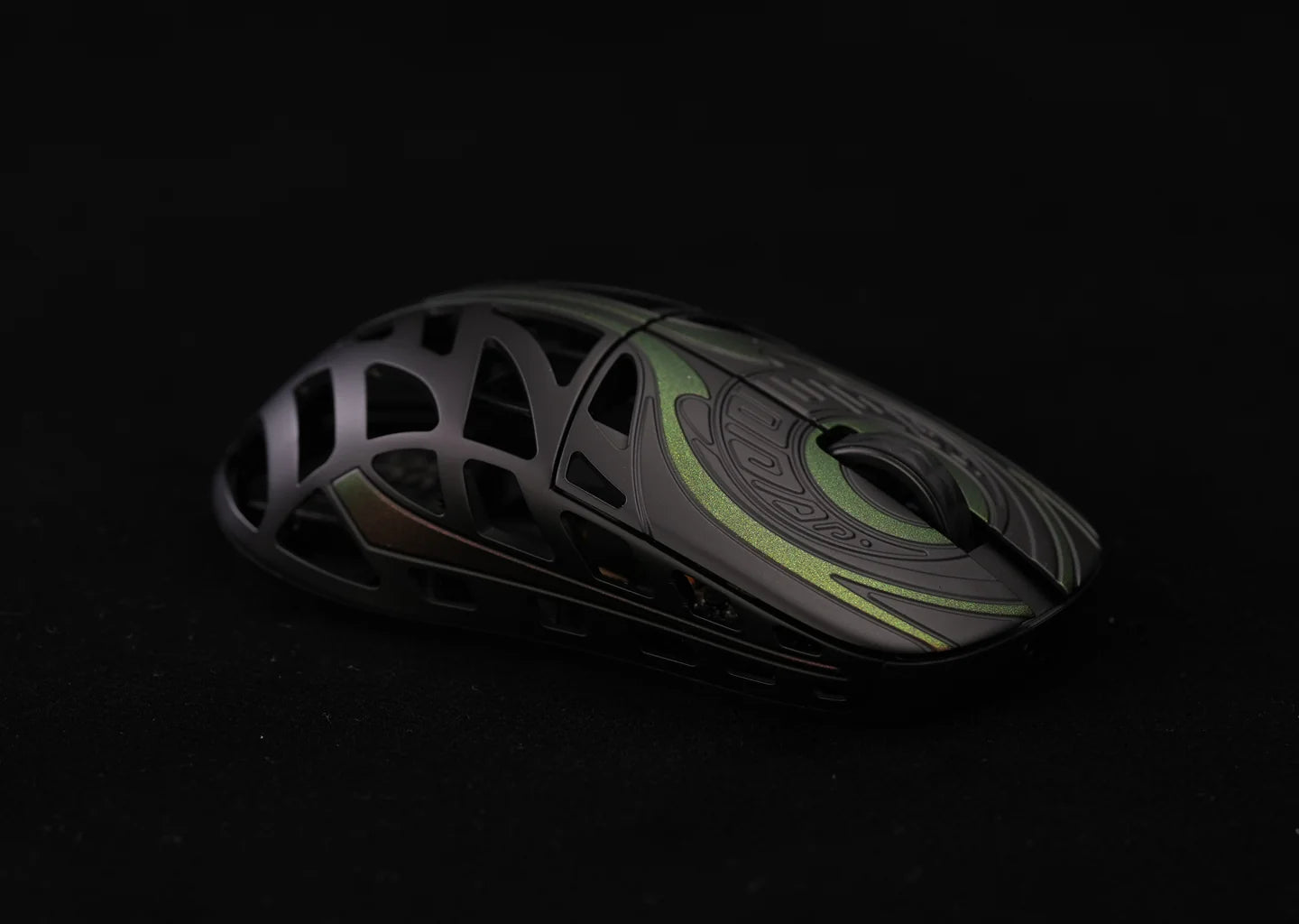 WLmouse Strider 8K Magnesium Wireless Gaming Mouse - Ultra Lightweight 59g, 8000Hz Polling Rate, Ergonomic Design for FPS, MOBA, eSports (Perfect for Competitive Gaming & Office Work)