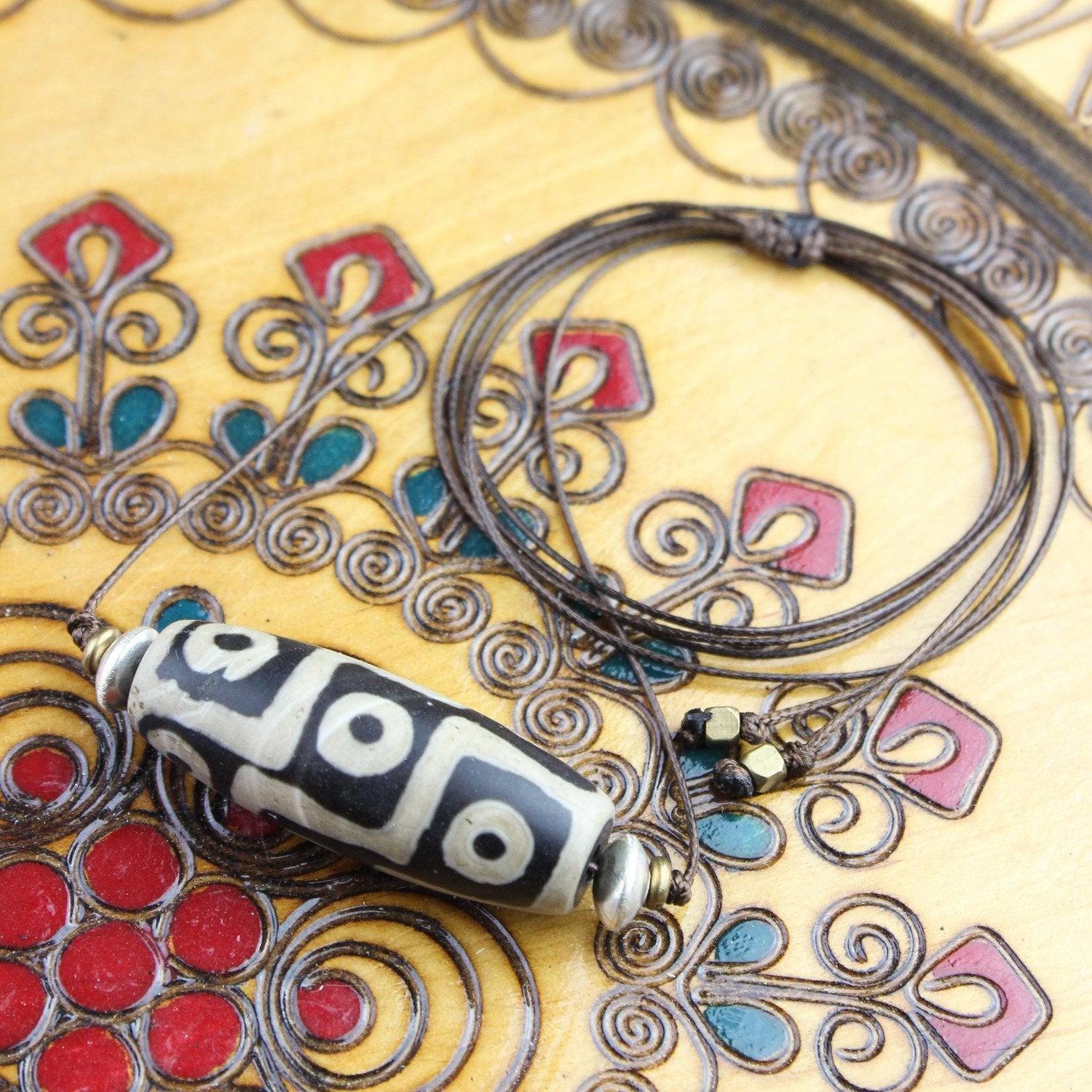 Authentic Nine Eye Dzi Bead Necklace - Tibetan Buddhist Prayer Beads for Wealth & Protection | Spiritual Jewelry for Meditation, Energy Healing & Good Fortune