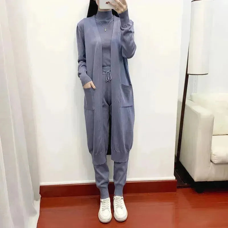 Cozy Women's Knit 3-Piece Lounge Set - Soft & Comfortable Pajama Outfit for Relaxing at Home, Sleeping or Lounging