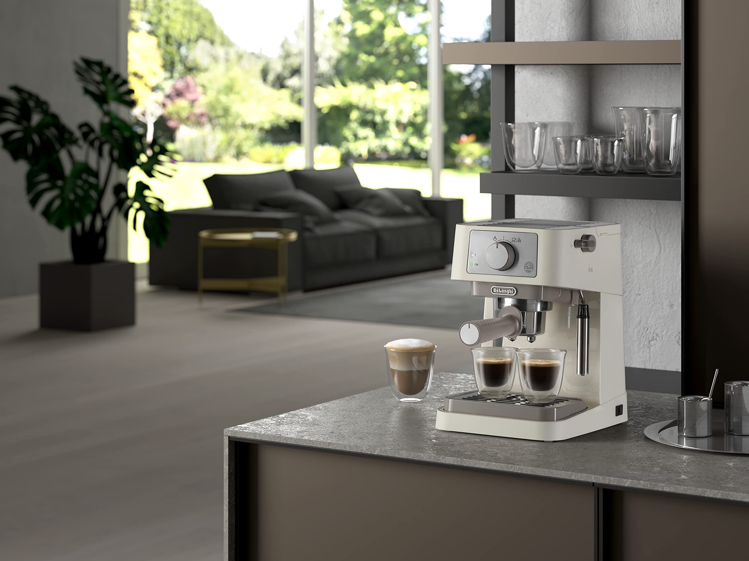 De'Longhi Stilosa EC260.CR Manual Espresso Coffee Machine - 15 Bar Pressure, Cappuccino System, Auto Shut-Off, ESE Pod Compatible, 2-Level Drip Tray, 1L Water Tank - Perfect for Home Baristas & Coffee Lovers