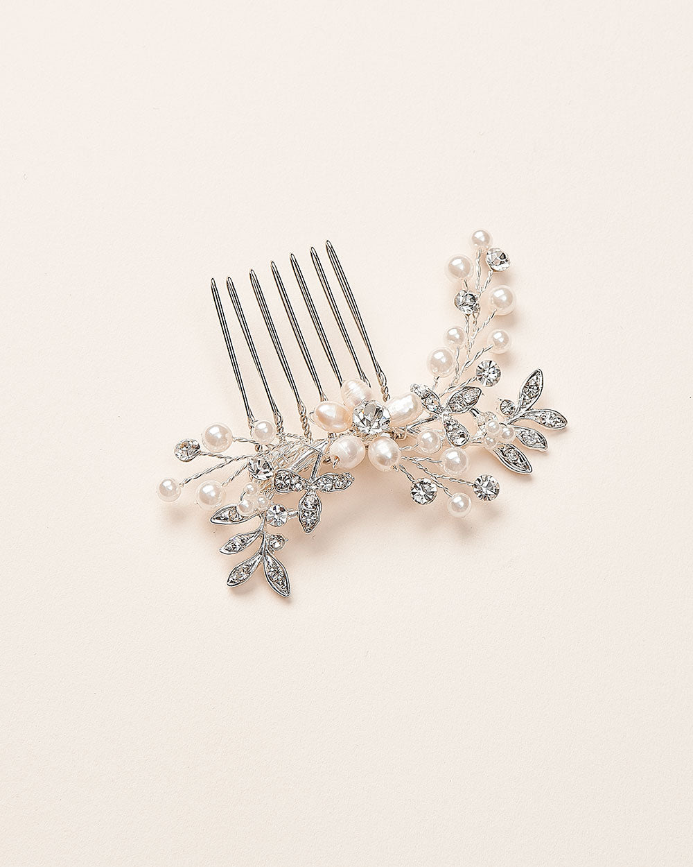 Elegant Floral Freshwater Pearl Hair Comb - Perfect for Weddings, Prom, and Special Occasions