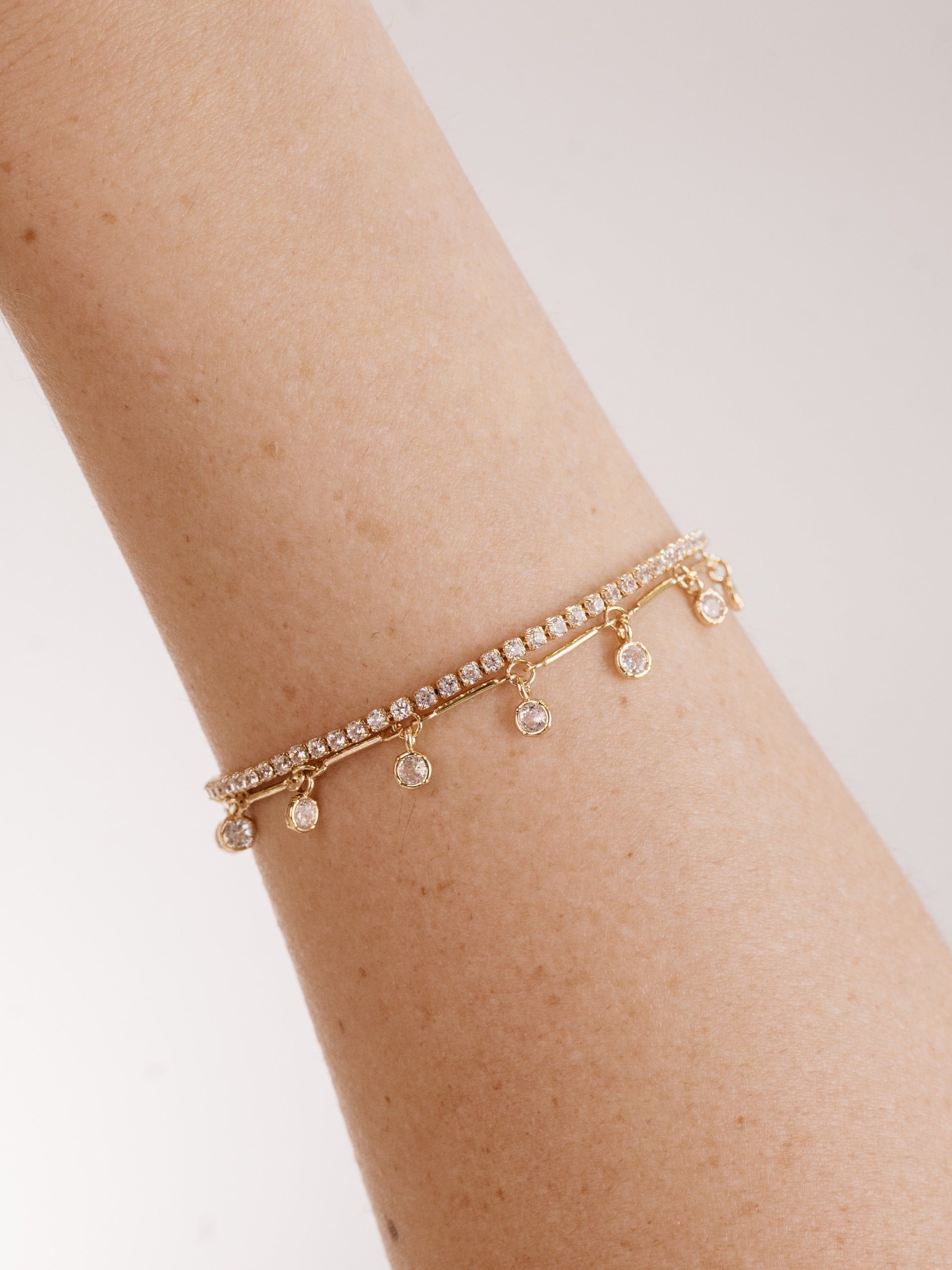 Elegant Crystal Droplet Chain Bracelet Set for Women - Sparkling Fashion Jewelry Gift for Party, Wedding & Everyday Wear