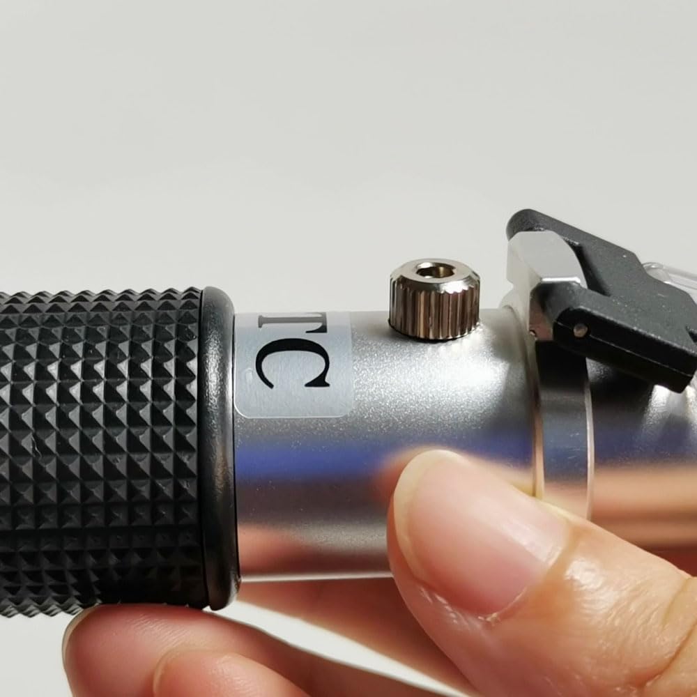 DEF Refractometer - Accurate Diesel Exhaust Fluid (DEF) Concentration Tester for Diesel Engines | Measure Urea Solution Levels in Trucks, Heavy Equipment & Agricultural Machinery